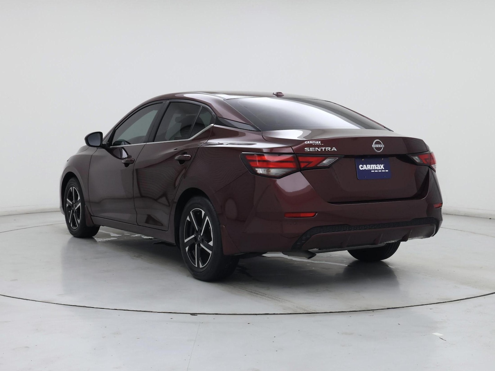 2025 Nissan Sentra SV - Photo 3