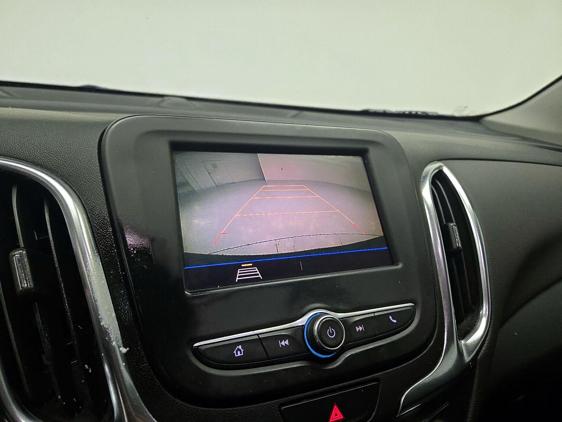 Thumbnail: 2021 Chevrolet Equinox - 14