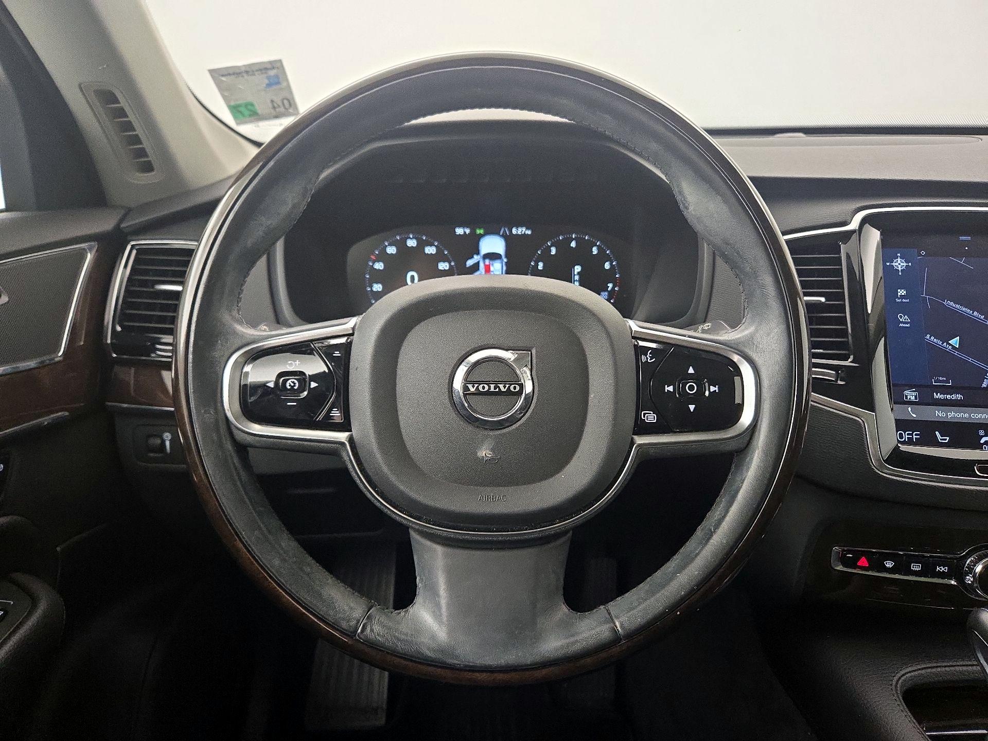 Thumbnail: 2016 Volvo XC90 - 10