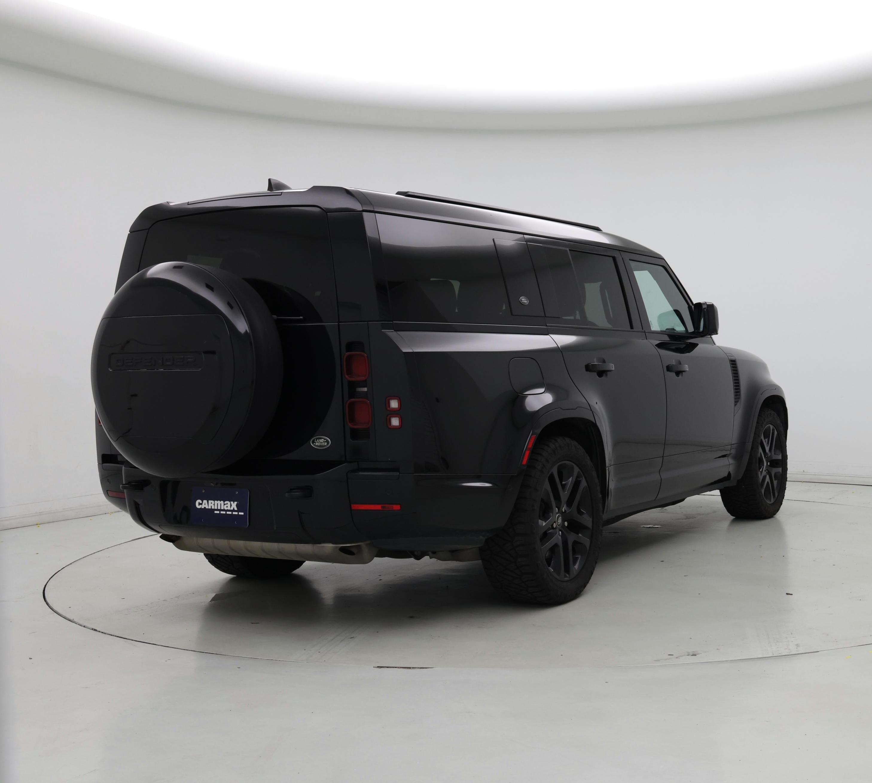 Thumbnail: 2023 Land Rover Defender - 8