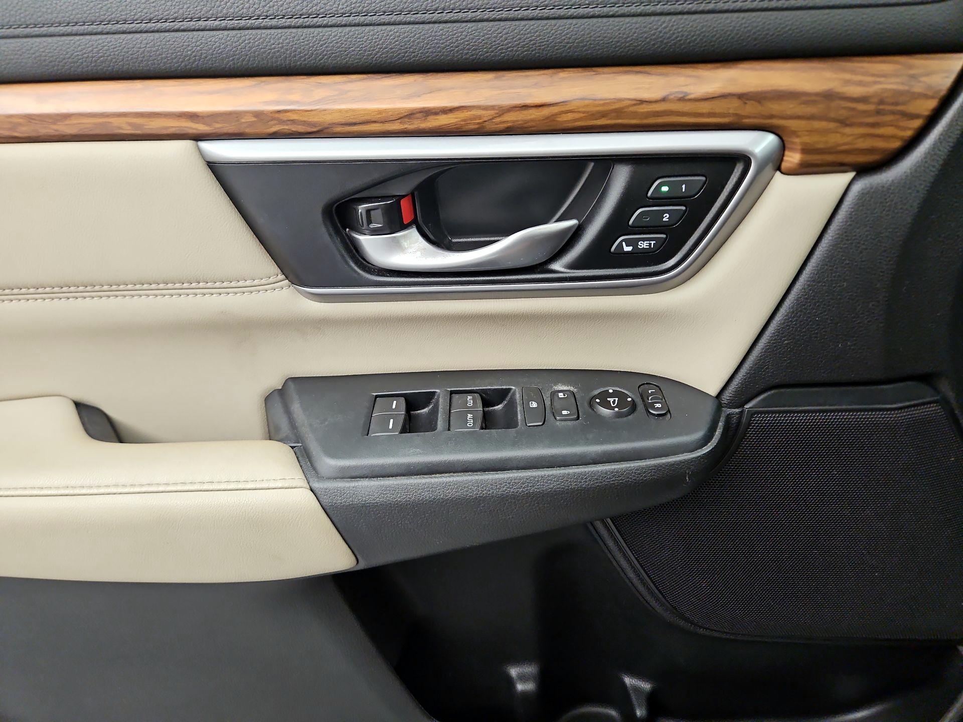 Thumbnail: 2019 Honda CR-V - 12