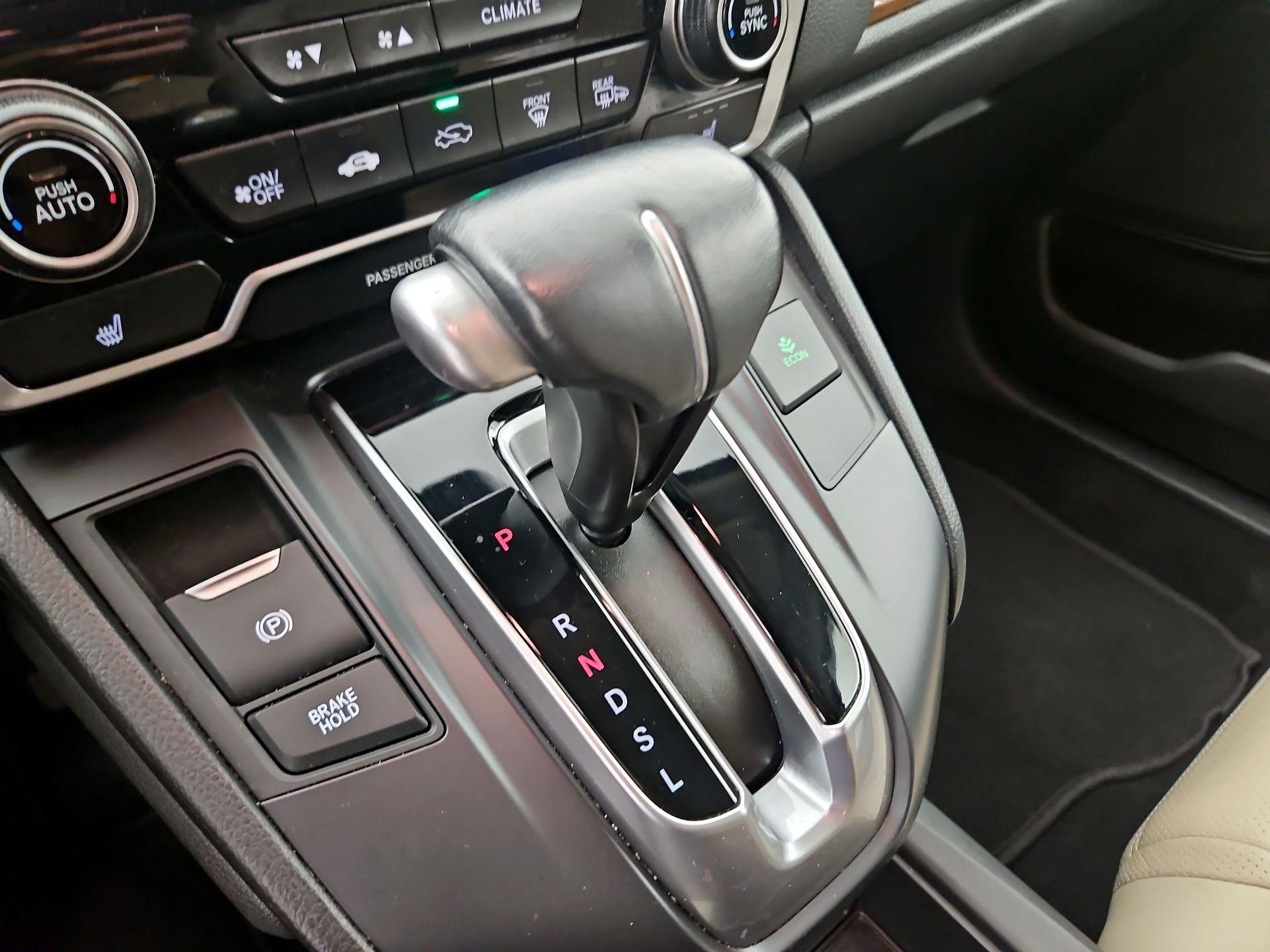 Thumbnail: 2019 Honda CR-V - 17