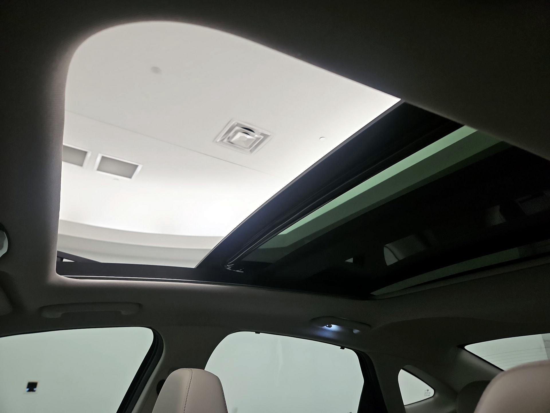 Thumbnail: 2024 Hyundai Sonata - 19