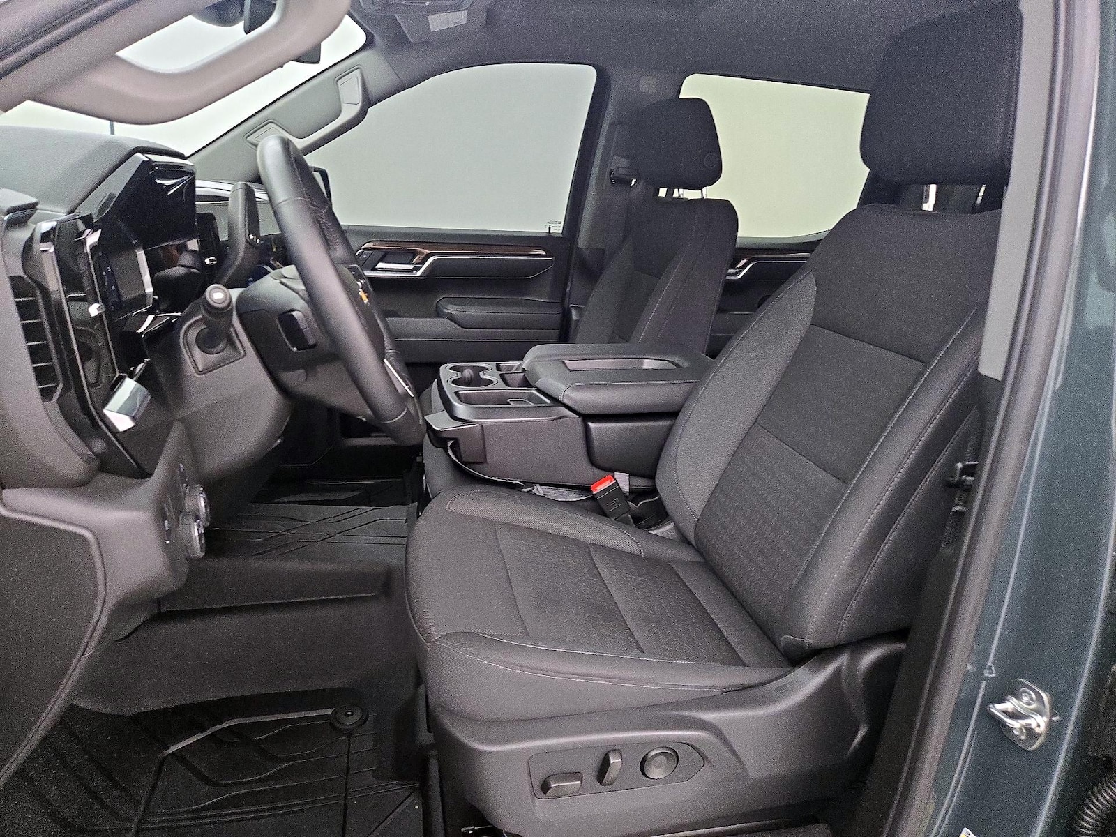 2026 Chevrolet Silverado 1500 LT - Photo 12