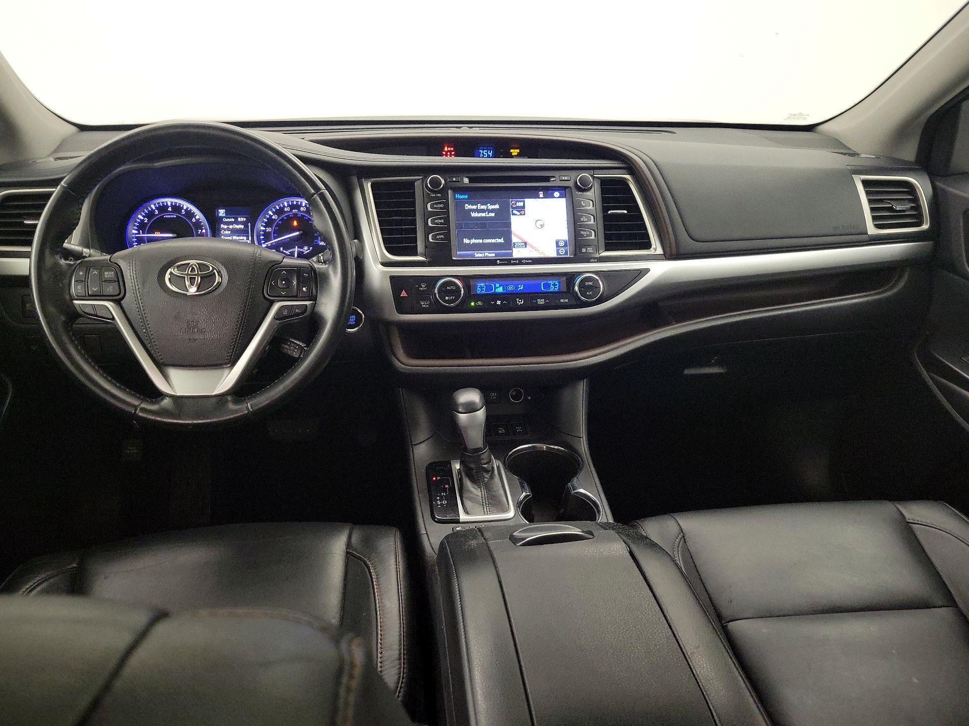 Thumbnail: 2018 Toyota Highlander - 9