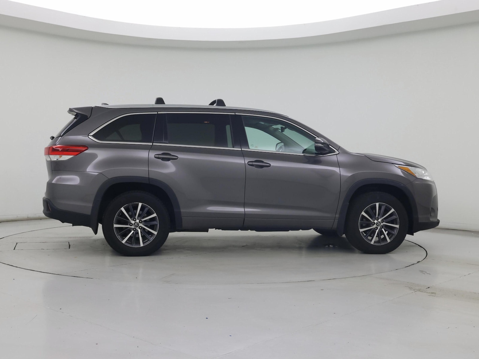 2018 Toyota Highlander XLE - Photo 8