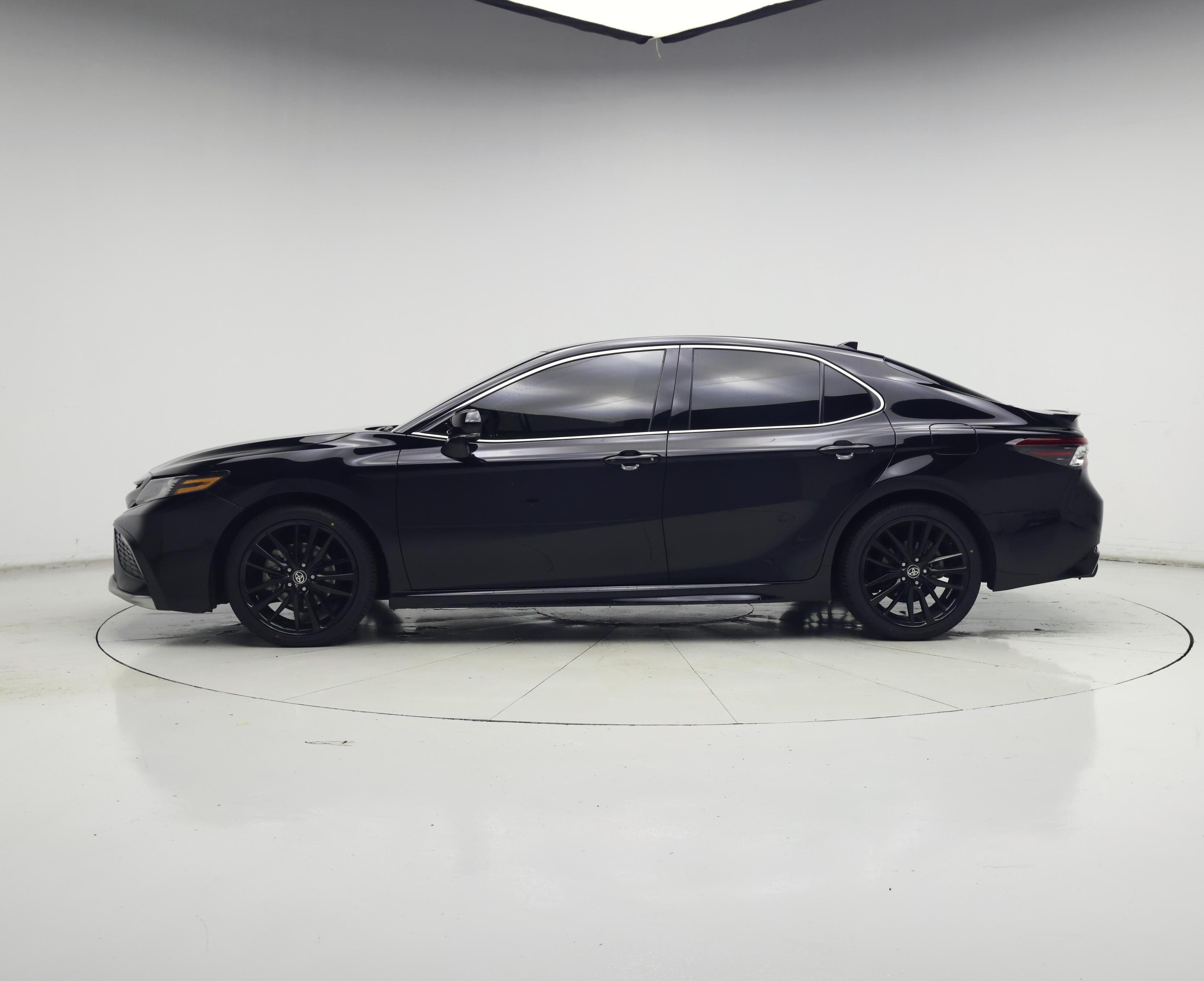 Thumbnail: 2024 Toyota Camry - 3