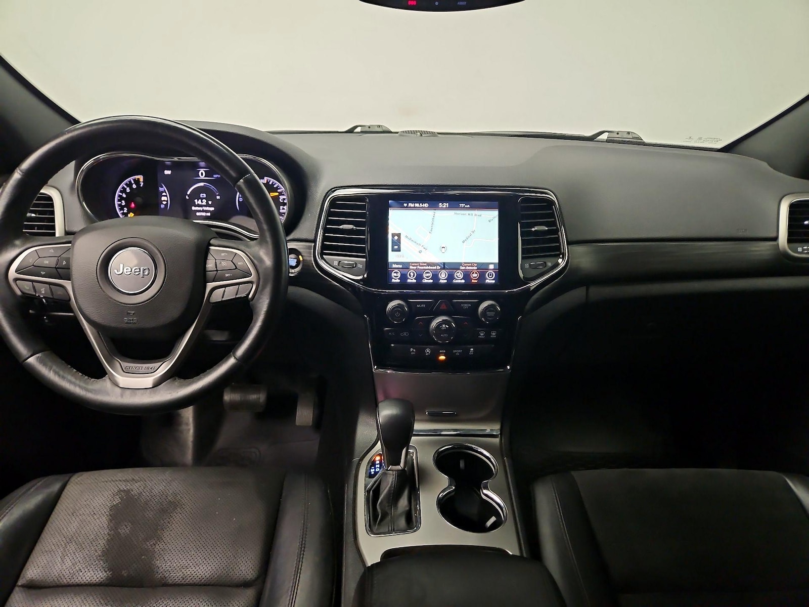 2019 Jeep Grand Cherokee Altitude - Photo 10