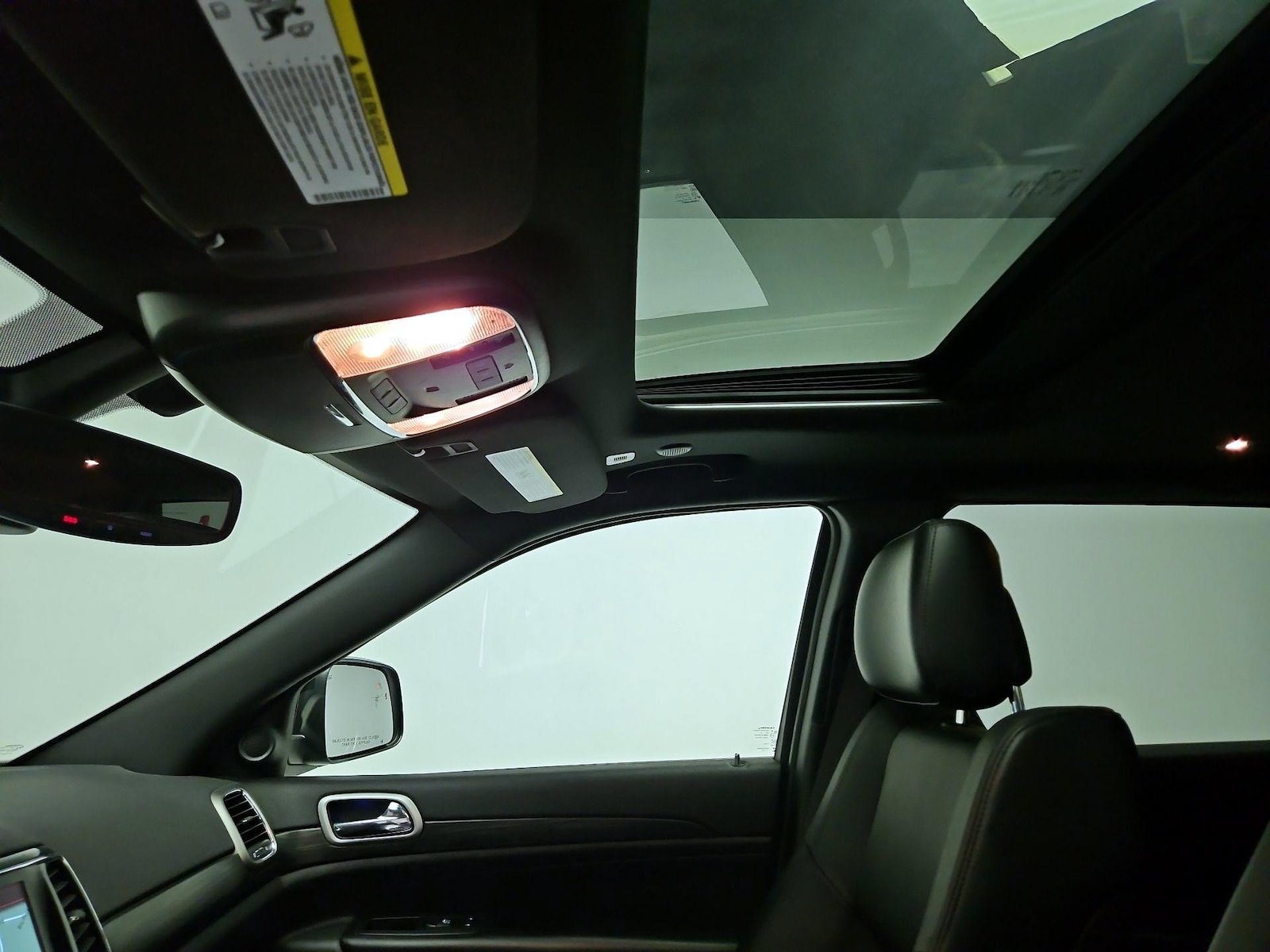 2019 Jeep Grand Cherokee Altitude - Photo 21