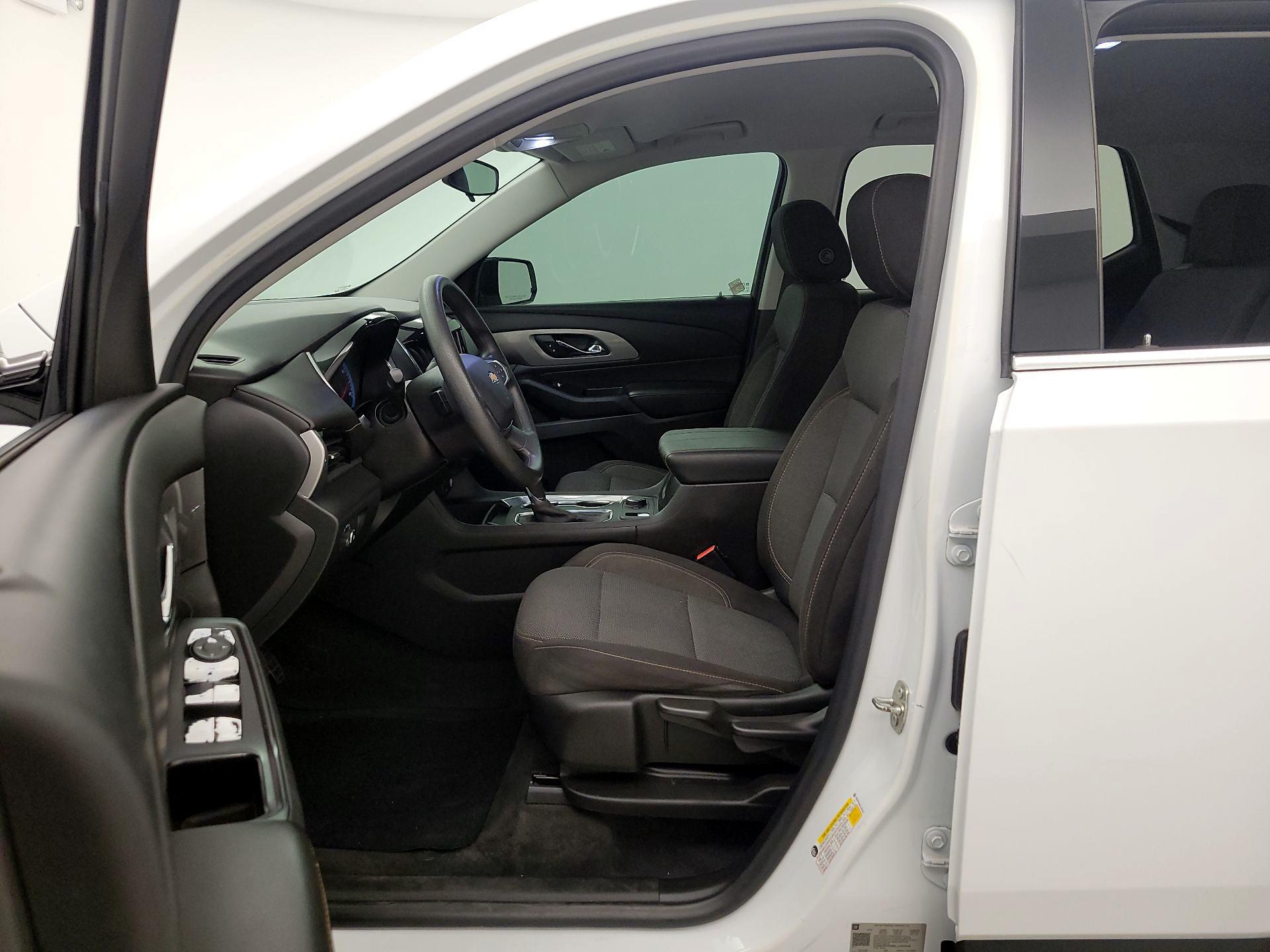 Thumbnail: 2020 Chevrolet Traverse - 11