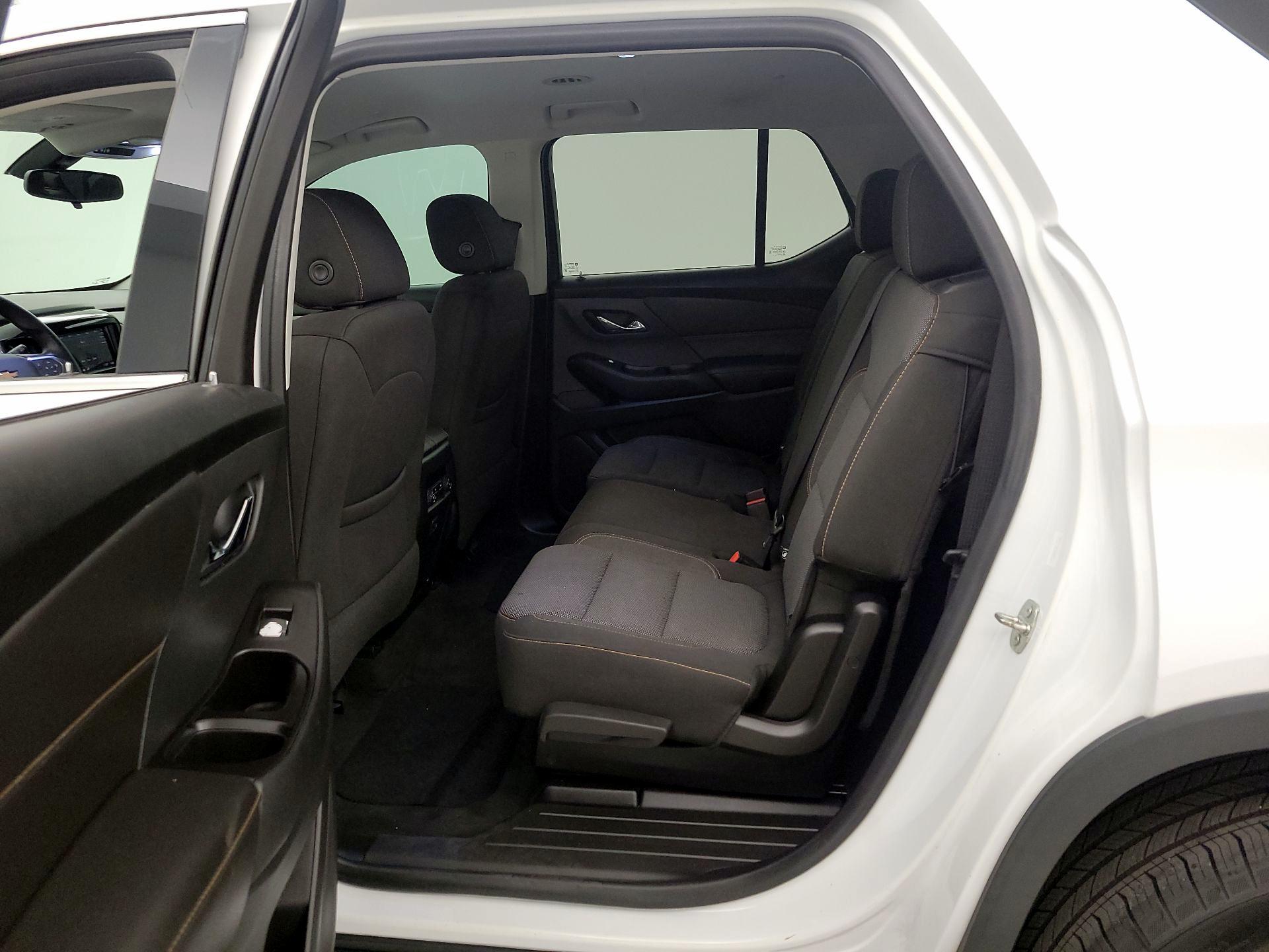 Thumbnail: 2020 Chevrolet Traverse - 19