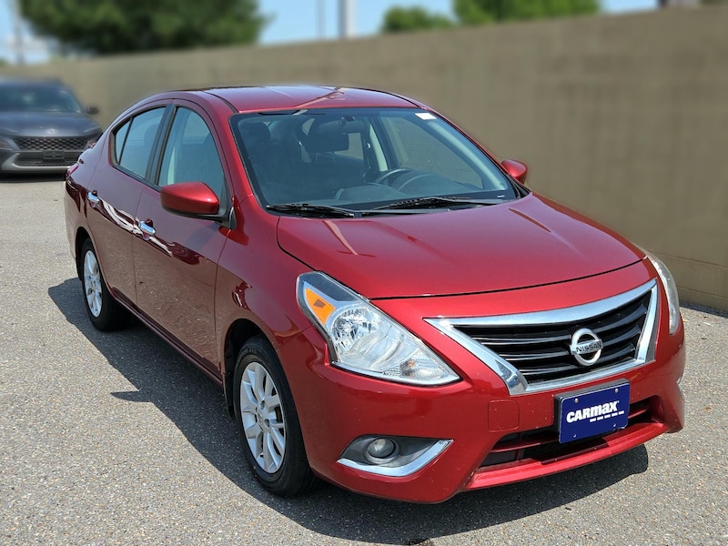 2019 Nissan Versa SV