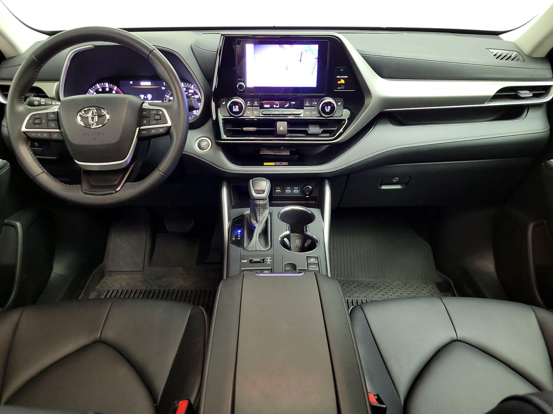 Thumbnail: 2026 Toyota Highlander - 9