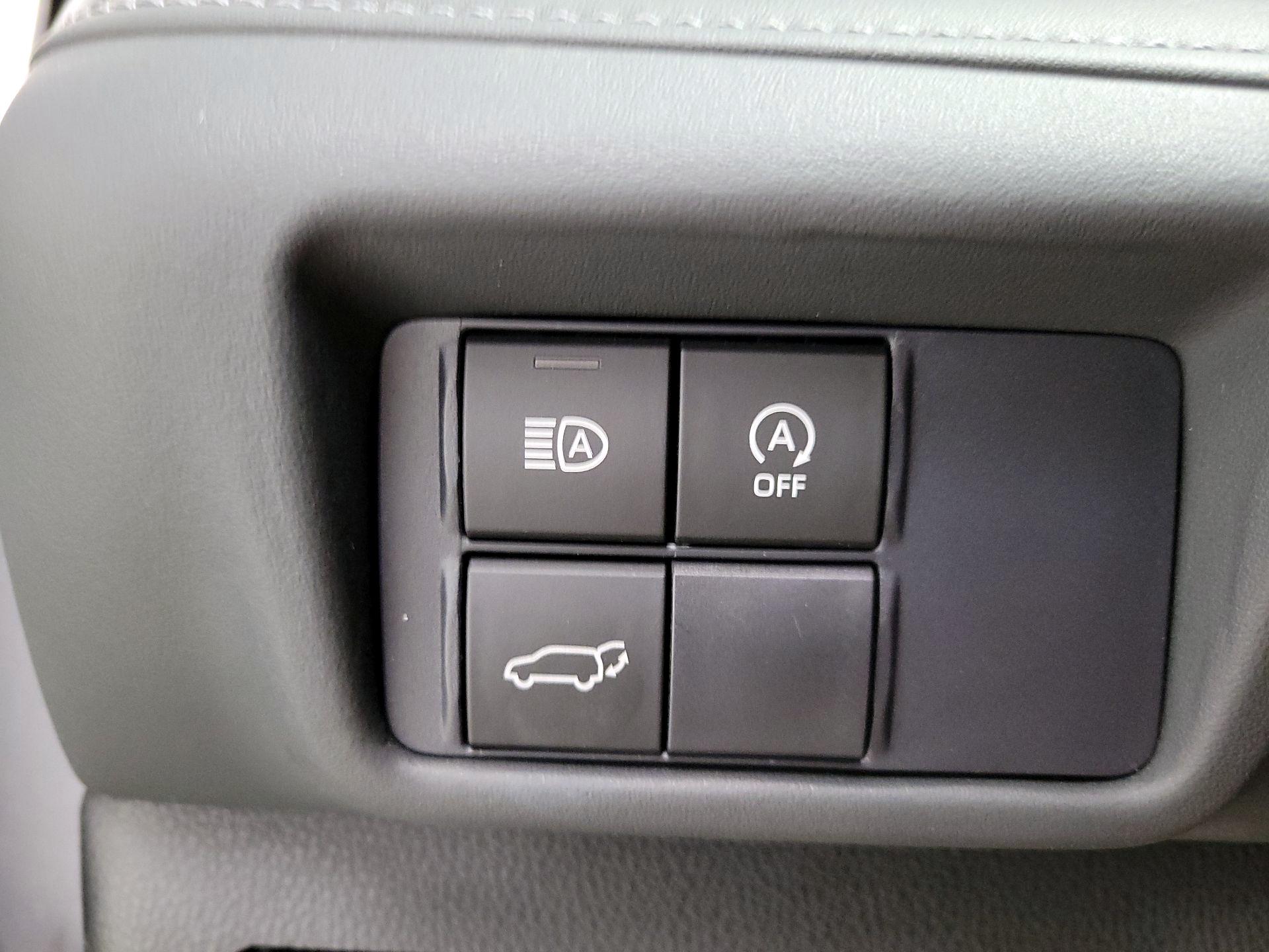 Thumbnail: 2026 Toyota Highlander - 13