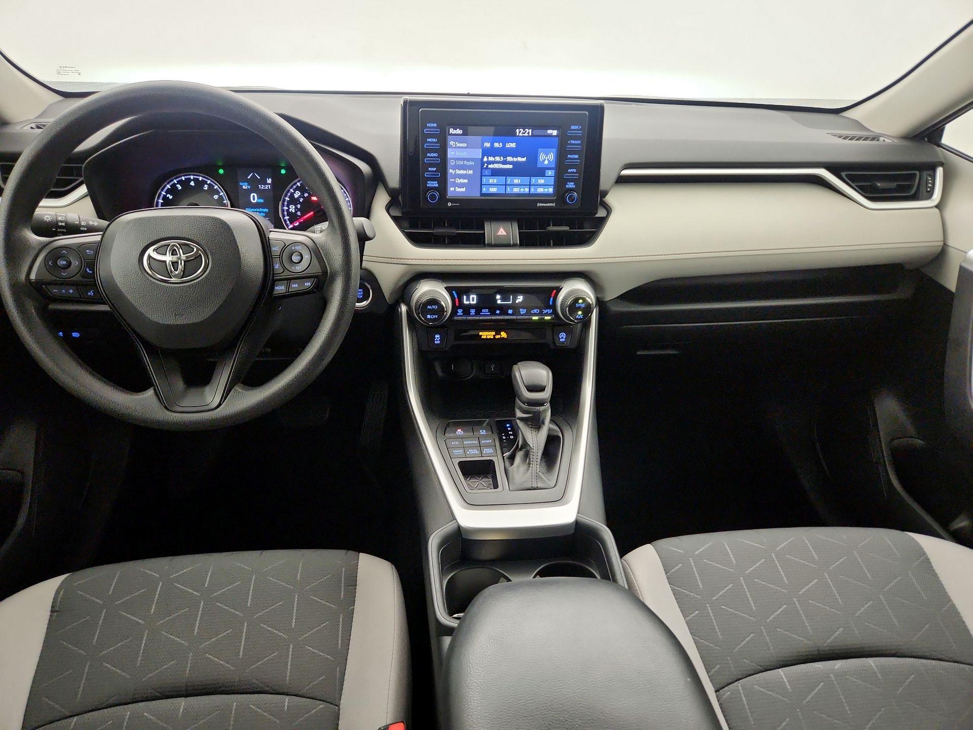 Thumbnail: 2020 Toyota RAV4 - 9
