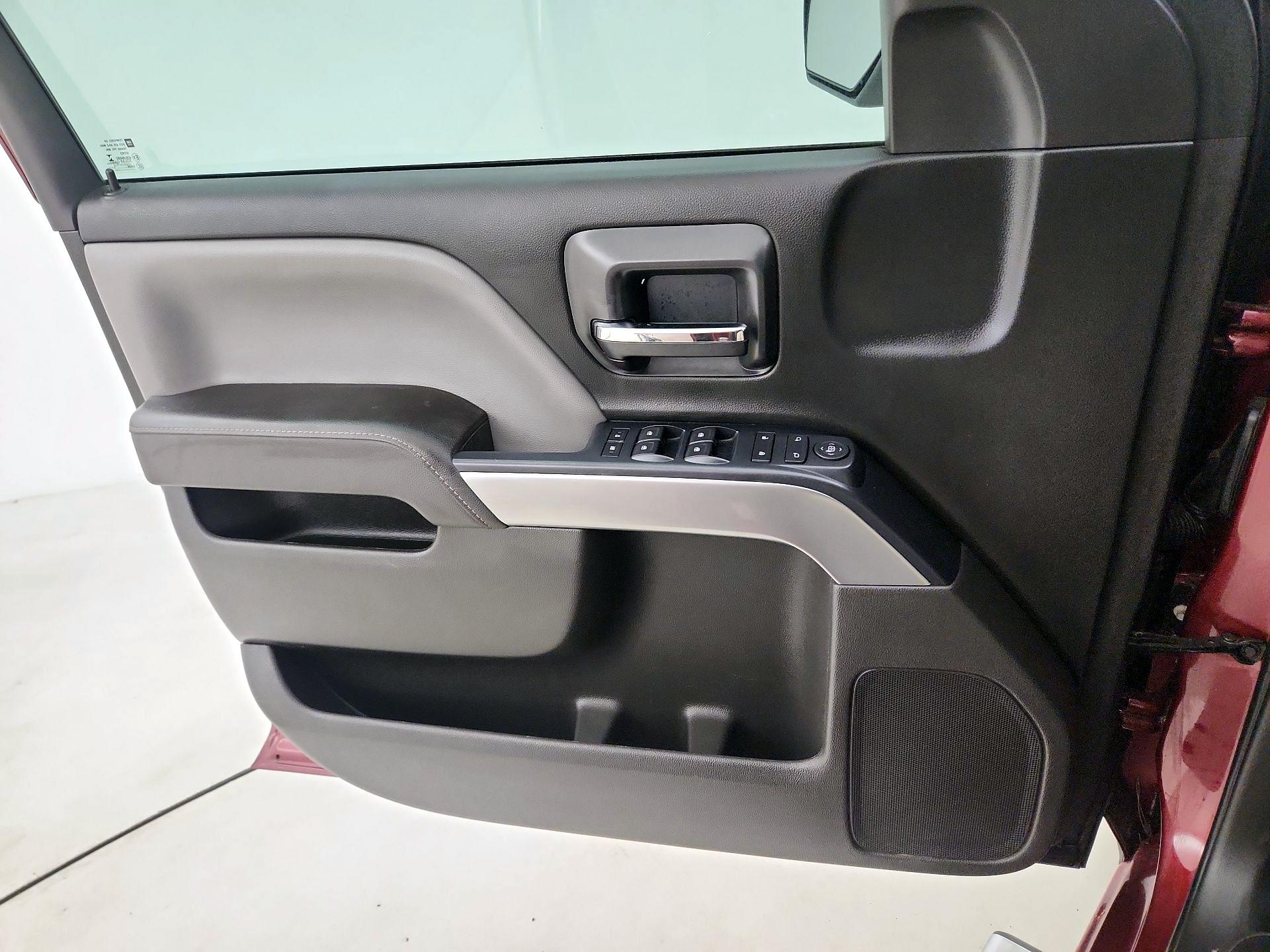 Thumbnail: 2017 Chevrolet Silverado 1500 - 12