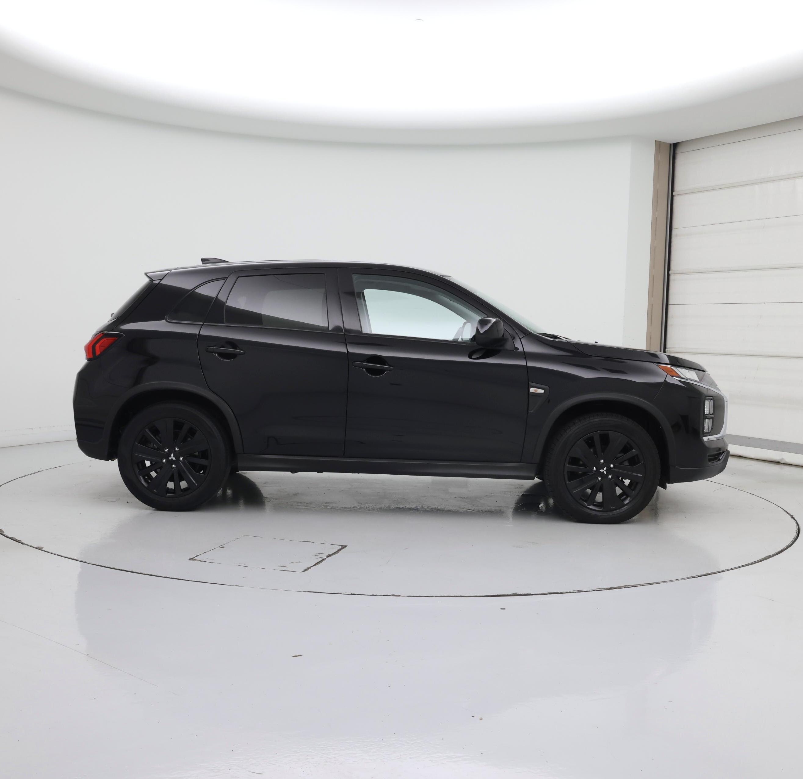 Thumbnail: 2022 Mitsubishi Outlander Sport - 7