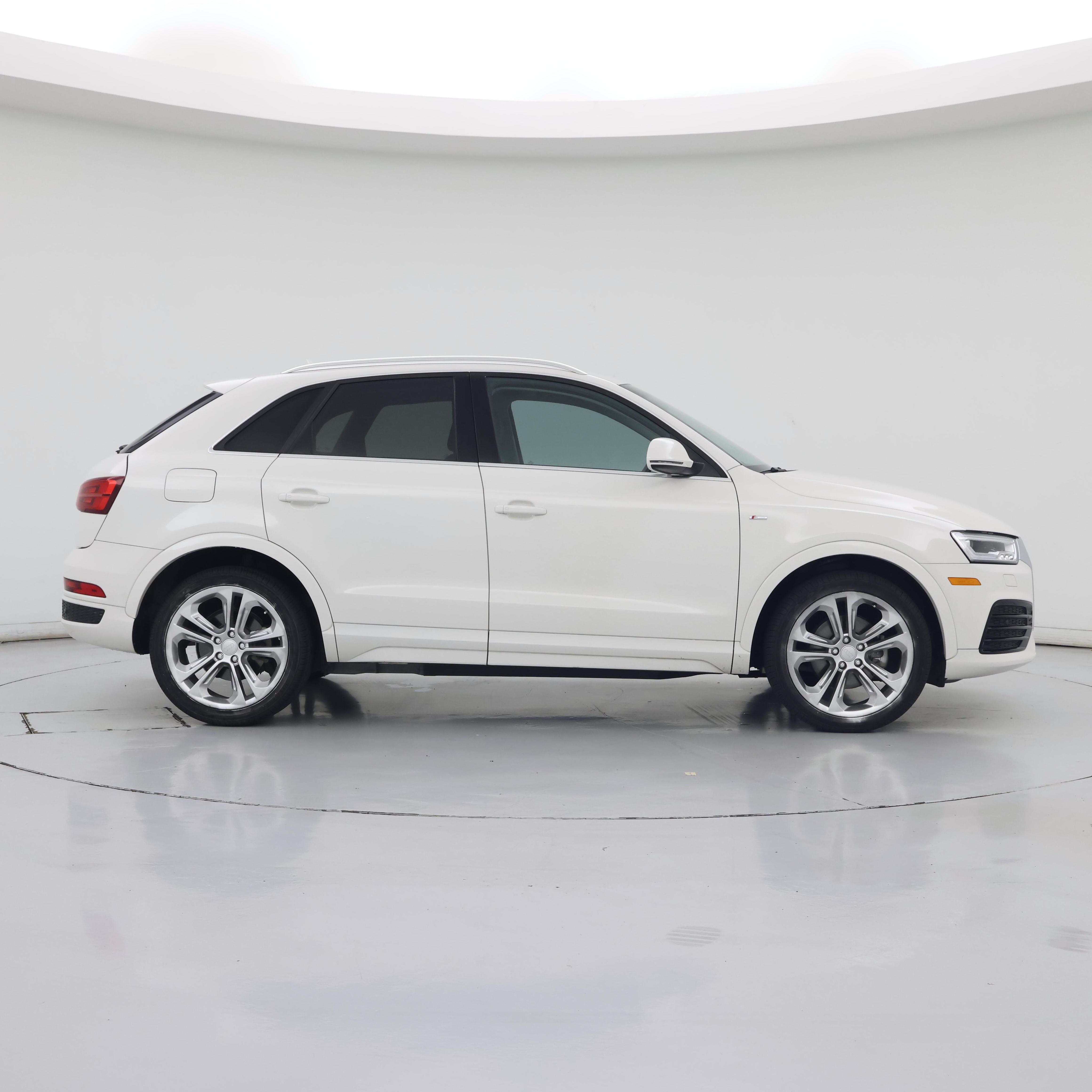Thumbnail: 2016 Audi Q3 - 7