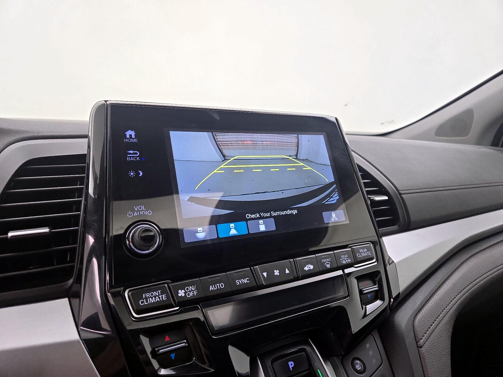 Thumbnail: 2019 Honda Odyssey - 14