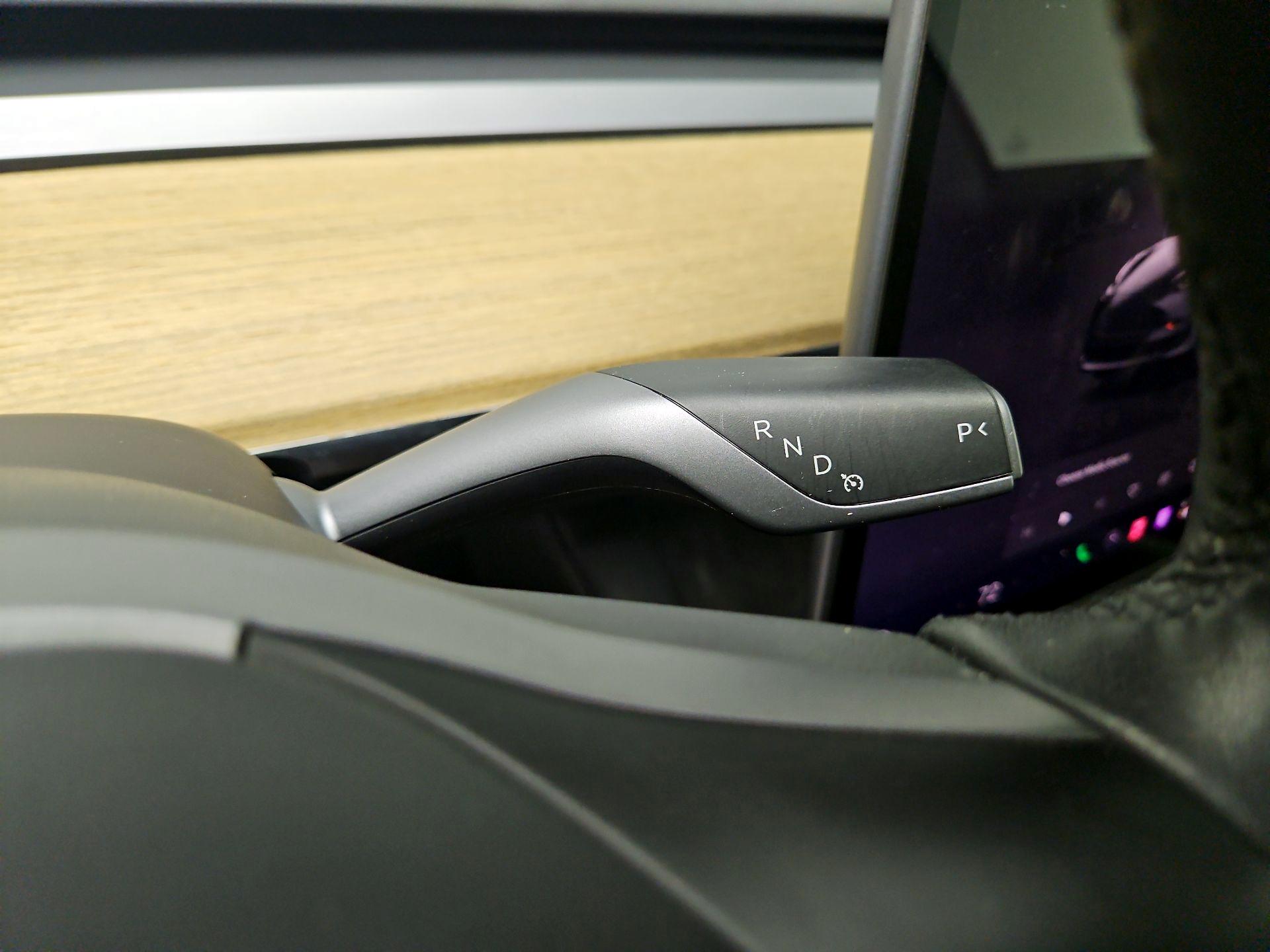 Thumbnail: 2023 Tesla Model 3 - 17