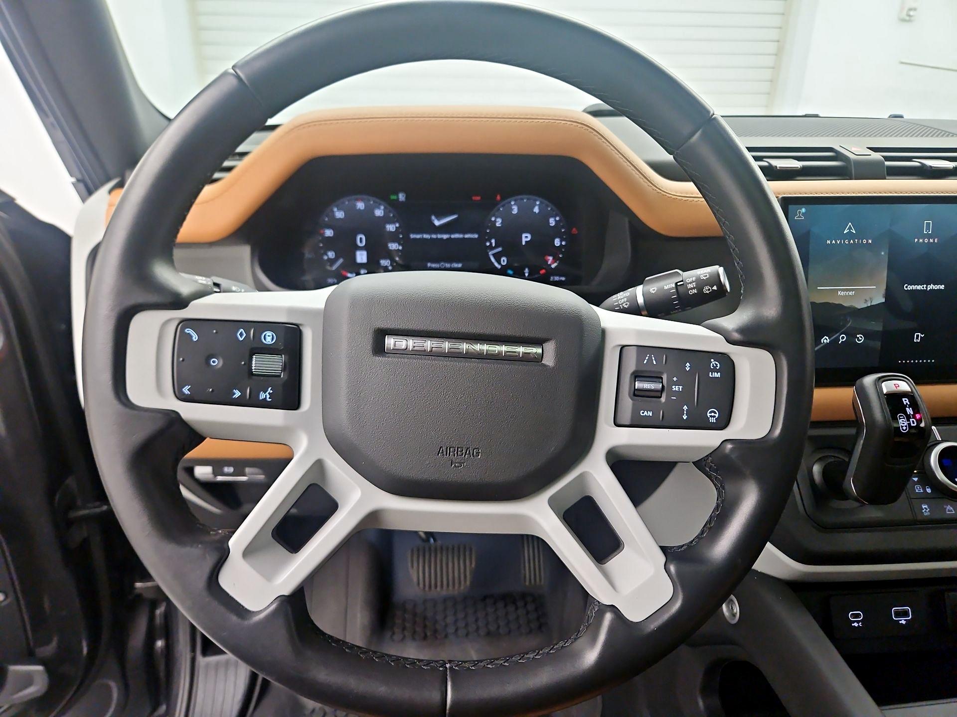 Thumbnail: 2024 Land Rover Defender - 10
