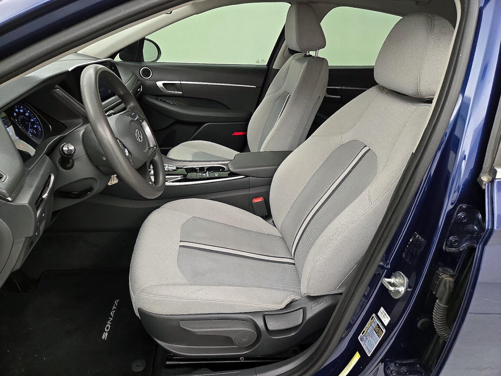 2022 Hyundai Sonata SE - Photo 10