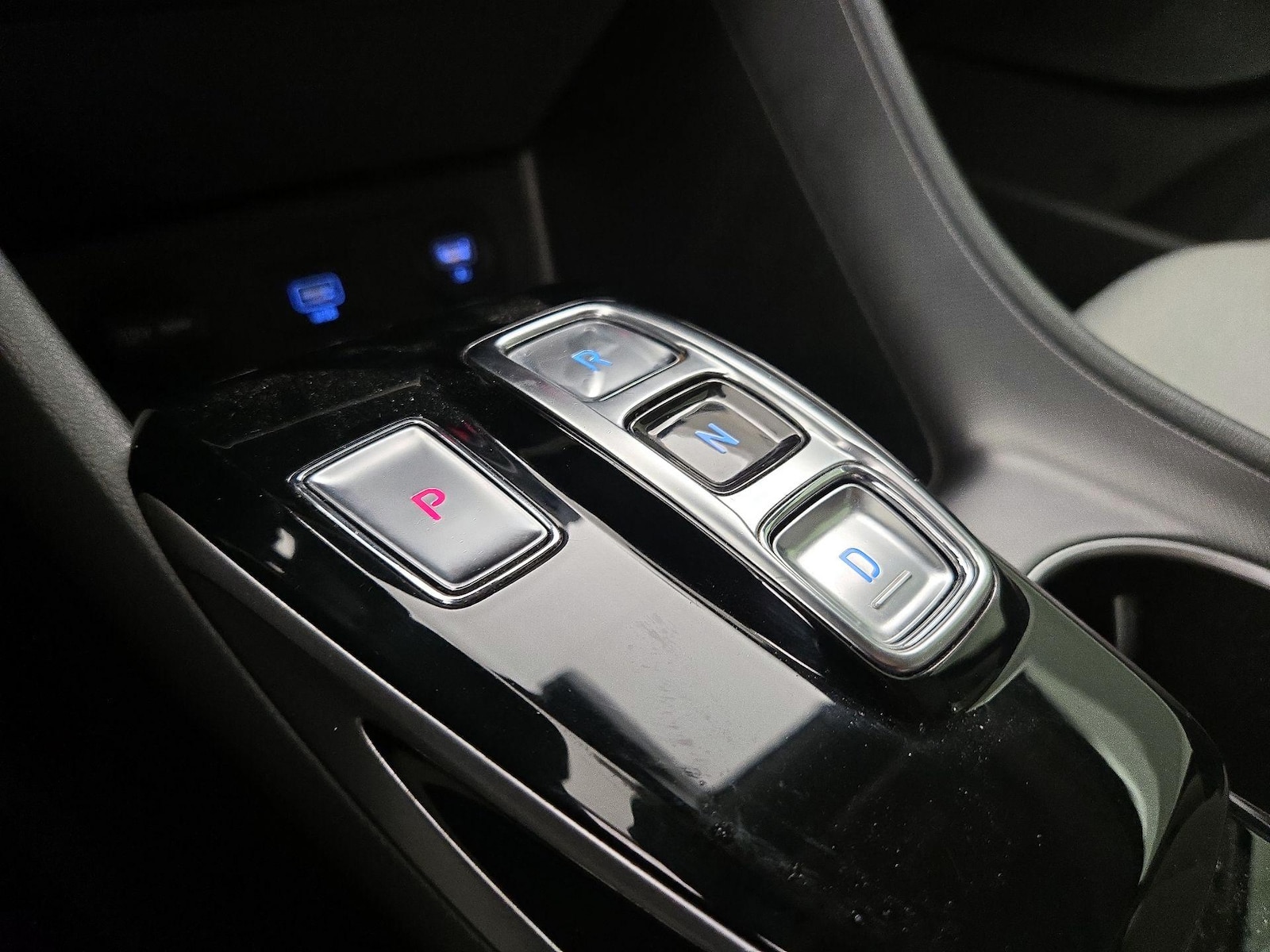 2022 Hyundai Sonata SE - Photo 16