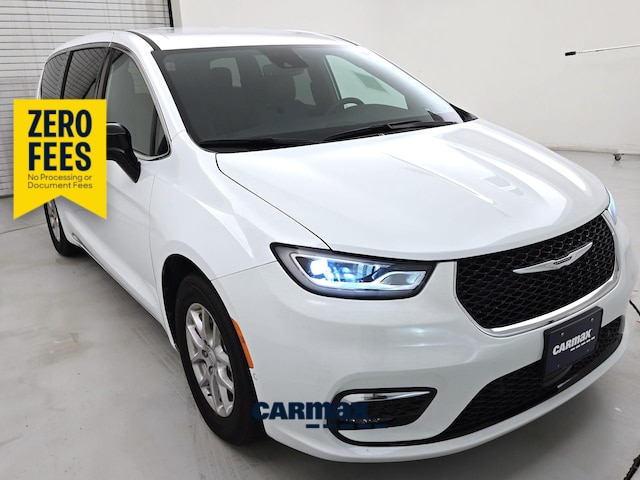 White 2025 Chrysler Pacifica Minivan Front-Wheel Drive Automatic