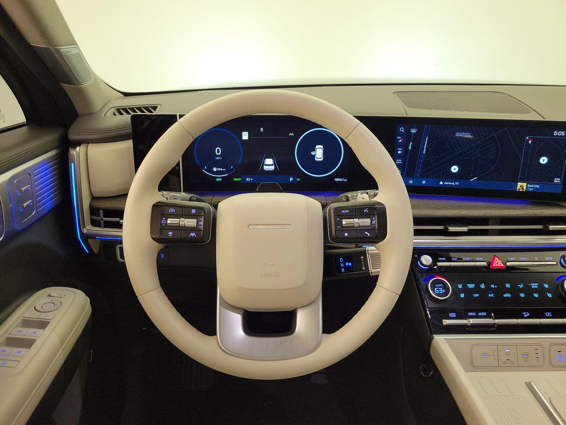 Thumbnail: 2025 Hyundai Santa Fe - 10
