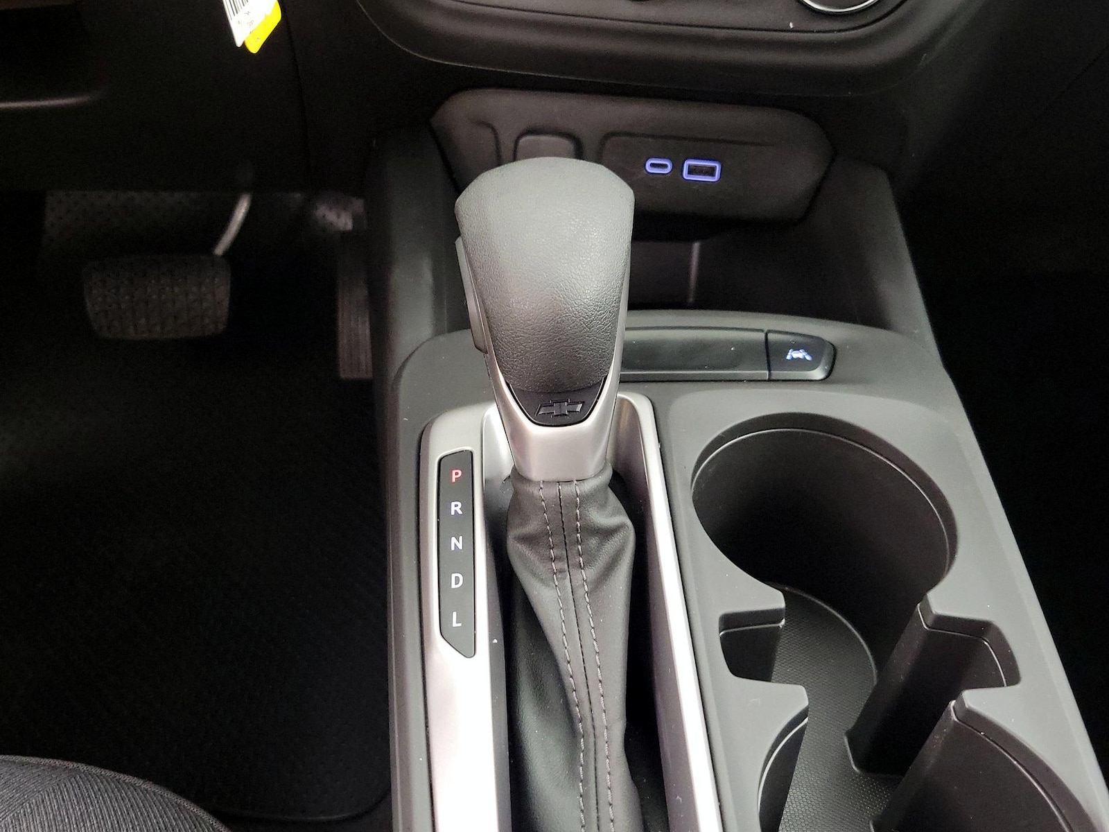2024 Chevrolet Trax LS - Photo 18