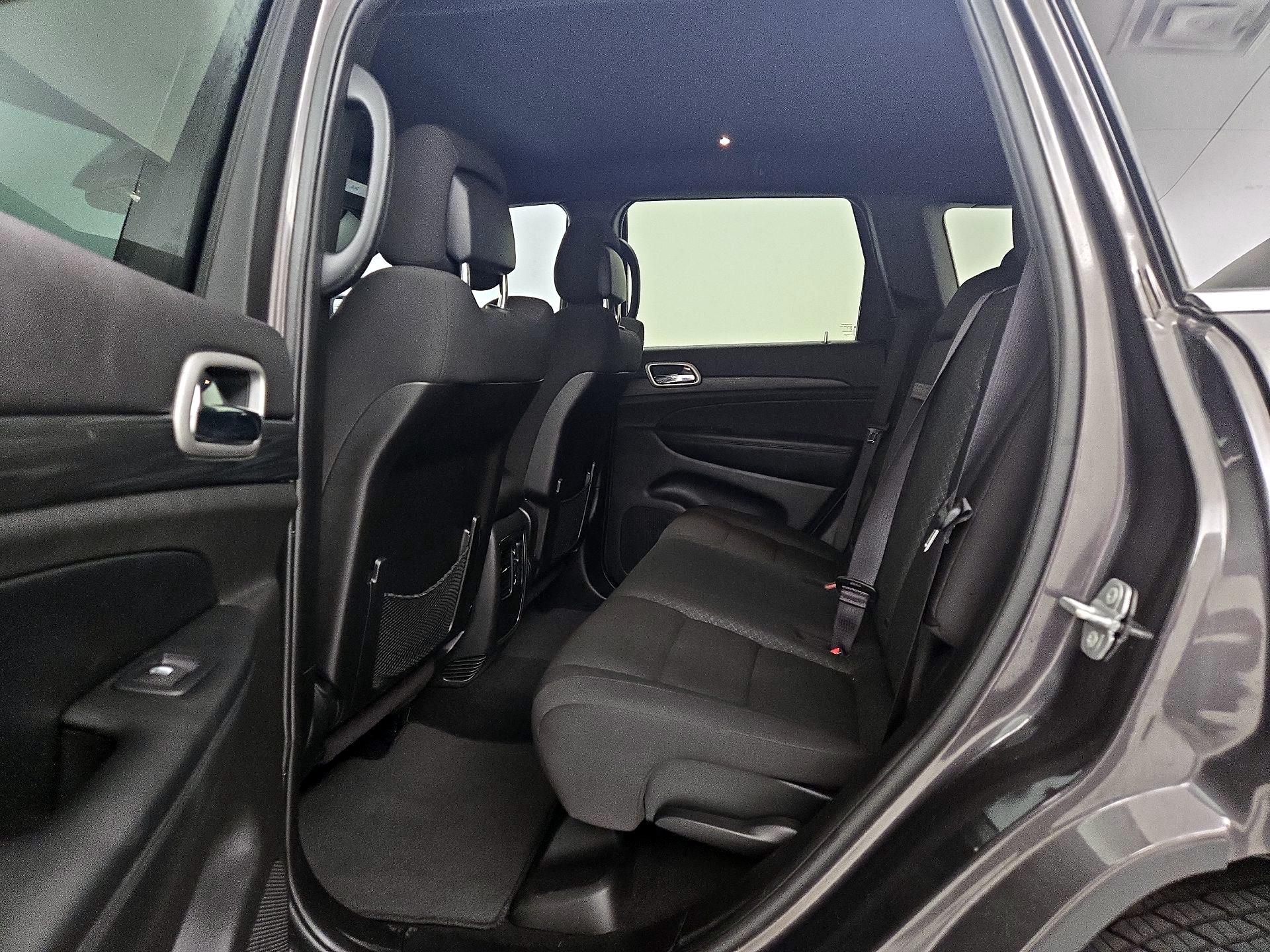 Thumbnail: 2021 Jeep Grand Cherokee - 19
