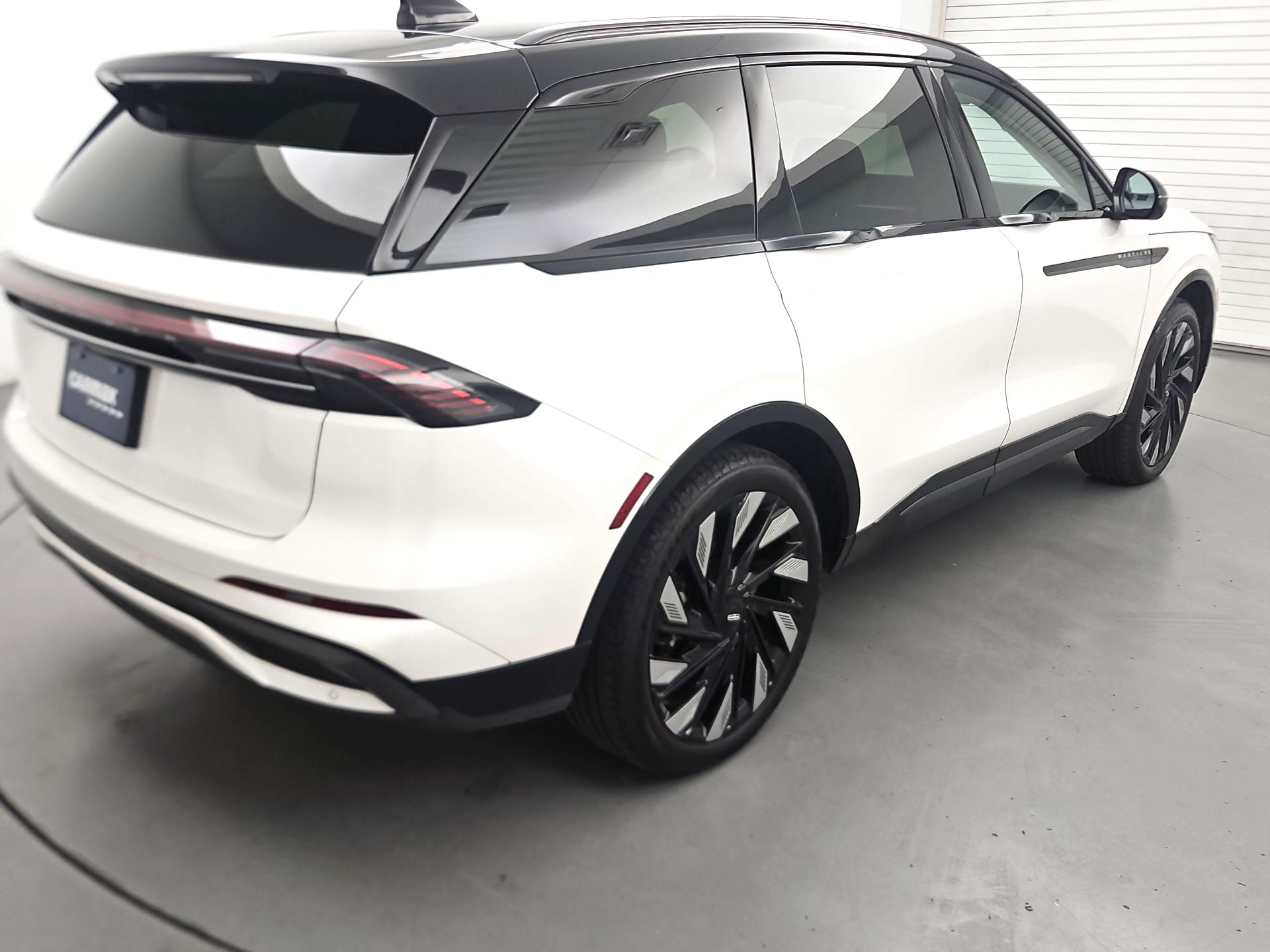 Thumbnail: 2026 Lincoln Nautilus - 5