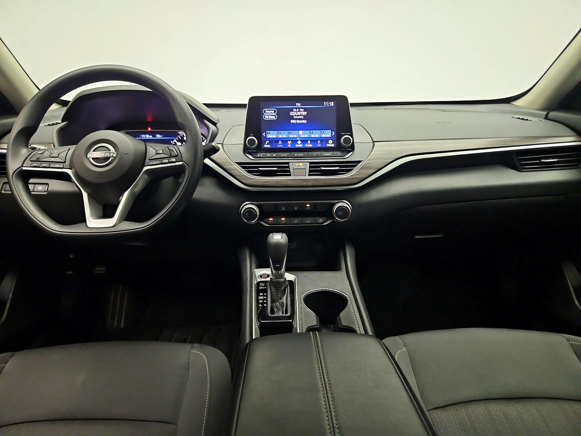 Thumbnail: 2025 Nissan Altima - 9
