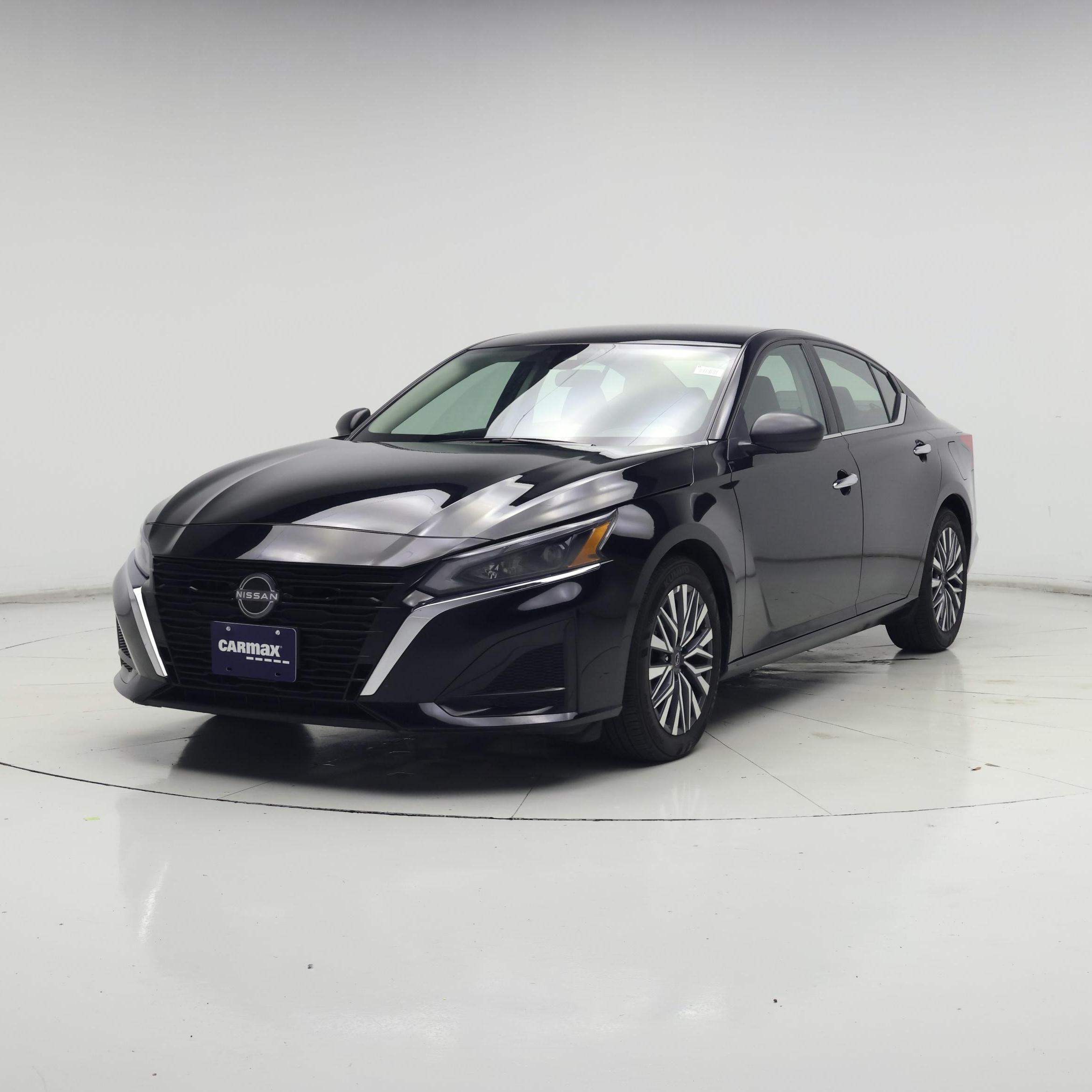 Thumbnail: 2025 Nissan Altima - 4