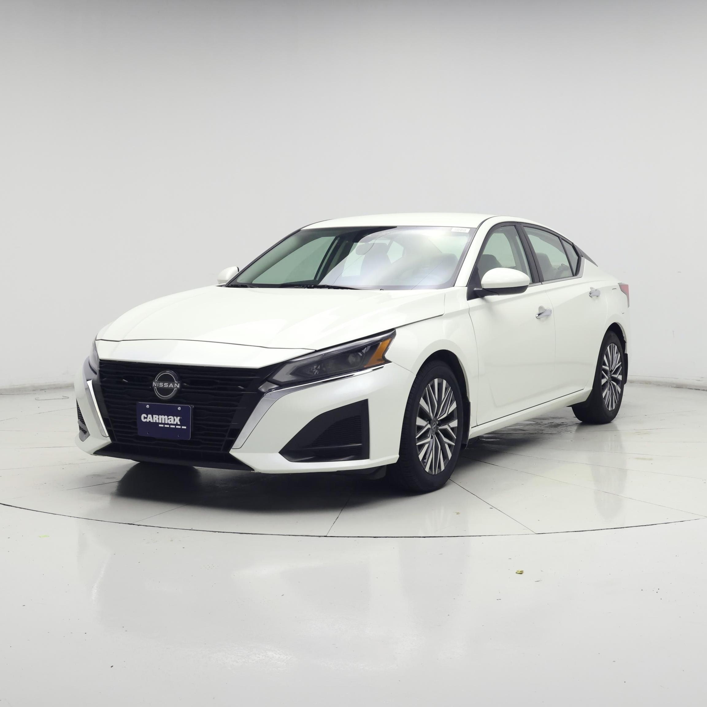 Thumbnail: 2023 Nissan Altima - 4