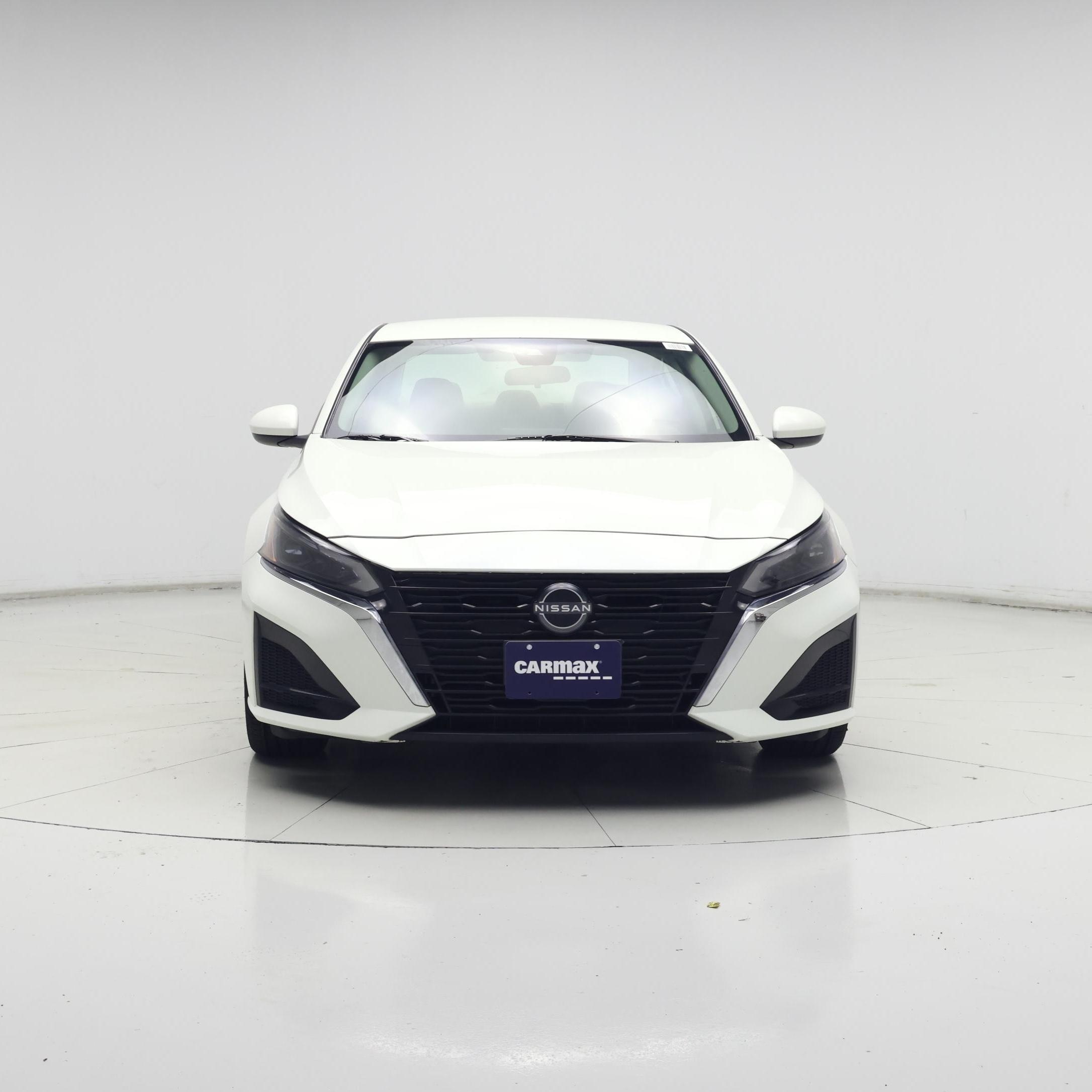 Thumbnail: 2023 Nissan Altima - 5