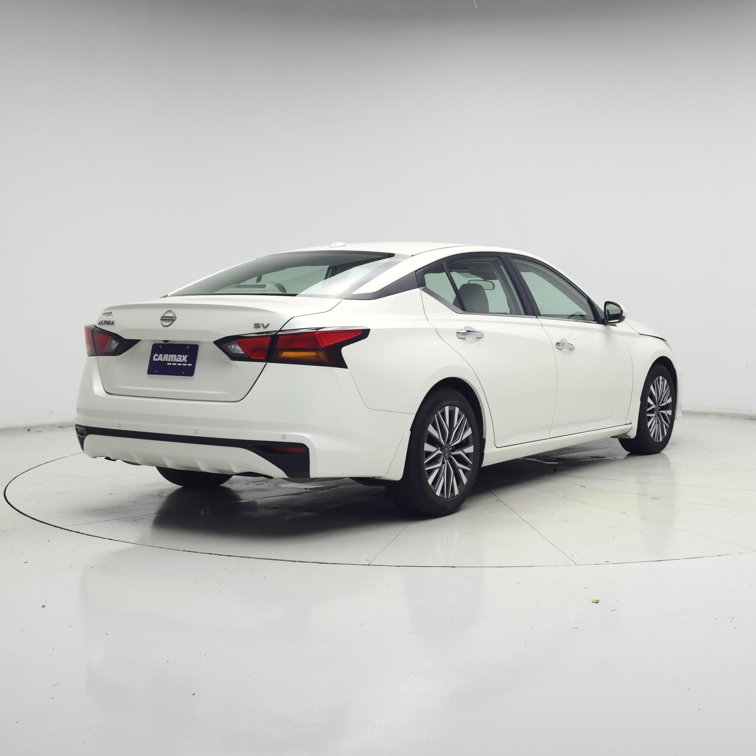 Thumbnail: 2023 Nissan Altima - 8
