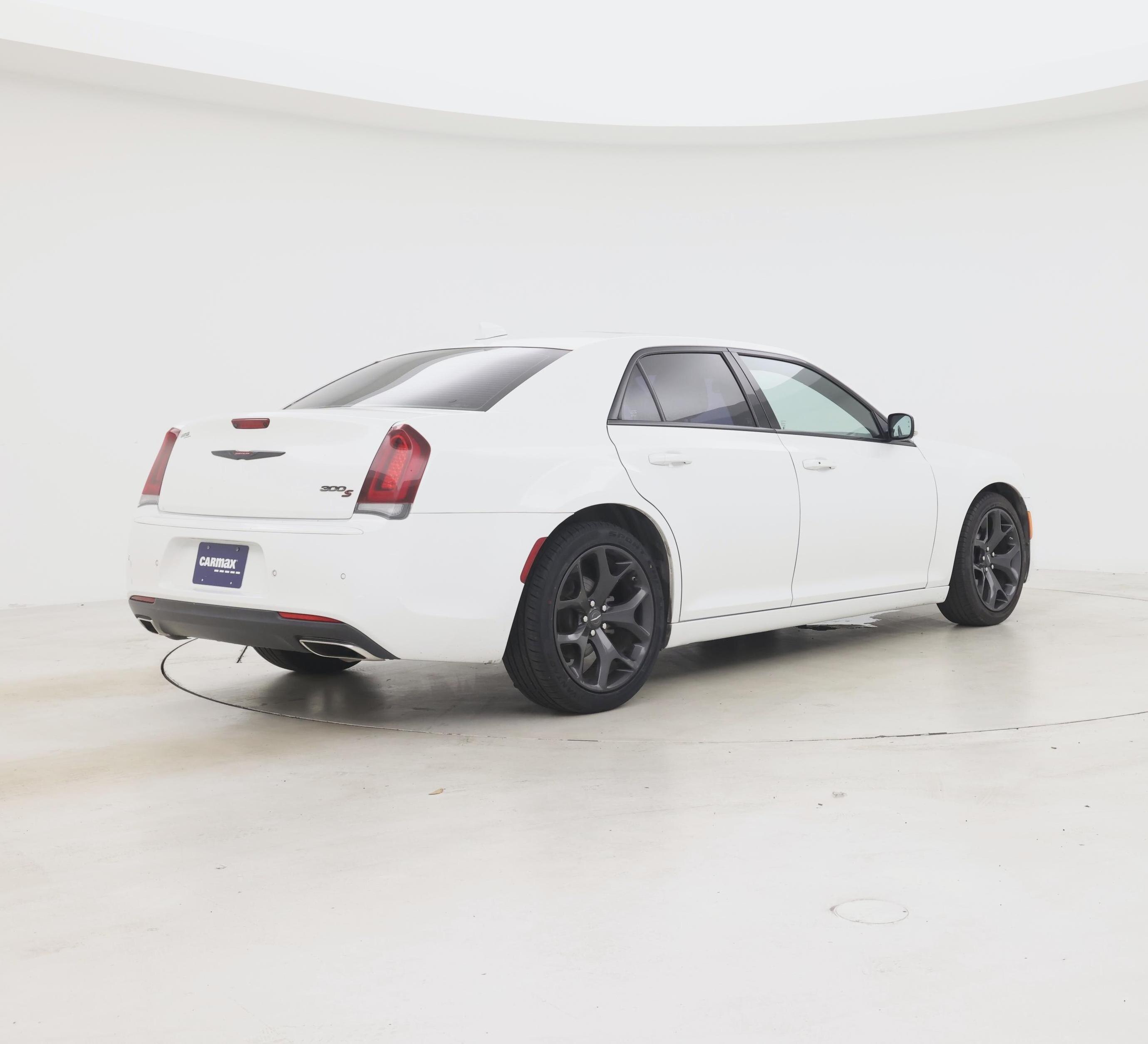Thumbnail: 2022 Chrysler 300 - 8