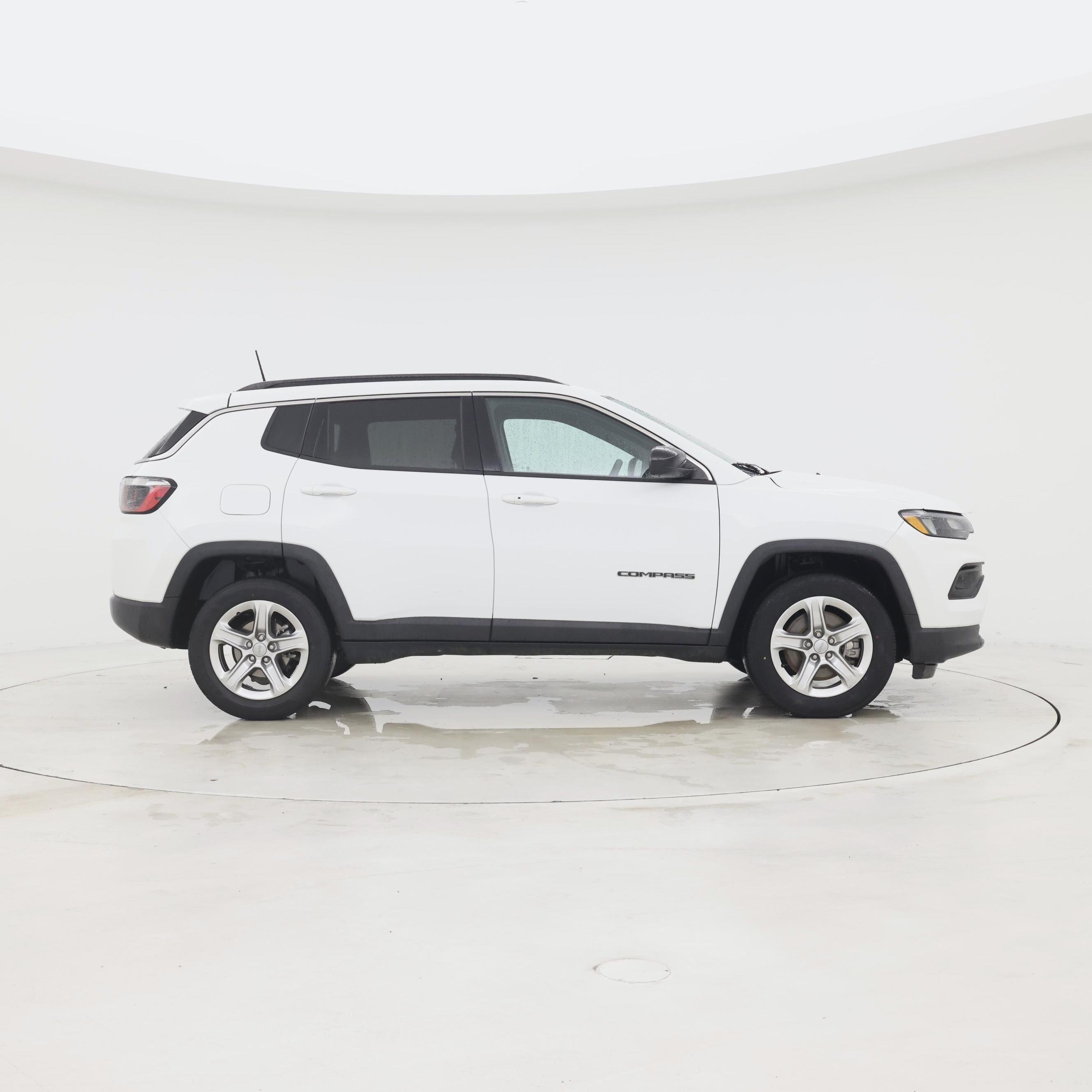 Thumbnail: 2023 Jeep Compass - 7