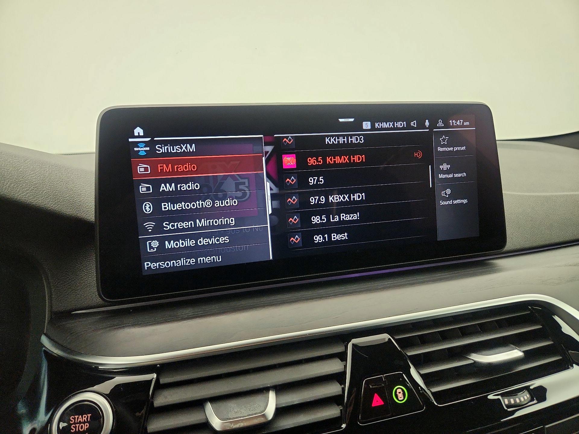 Thumbnail: 2022 BMW 5 Series - 16