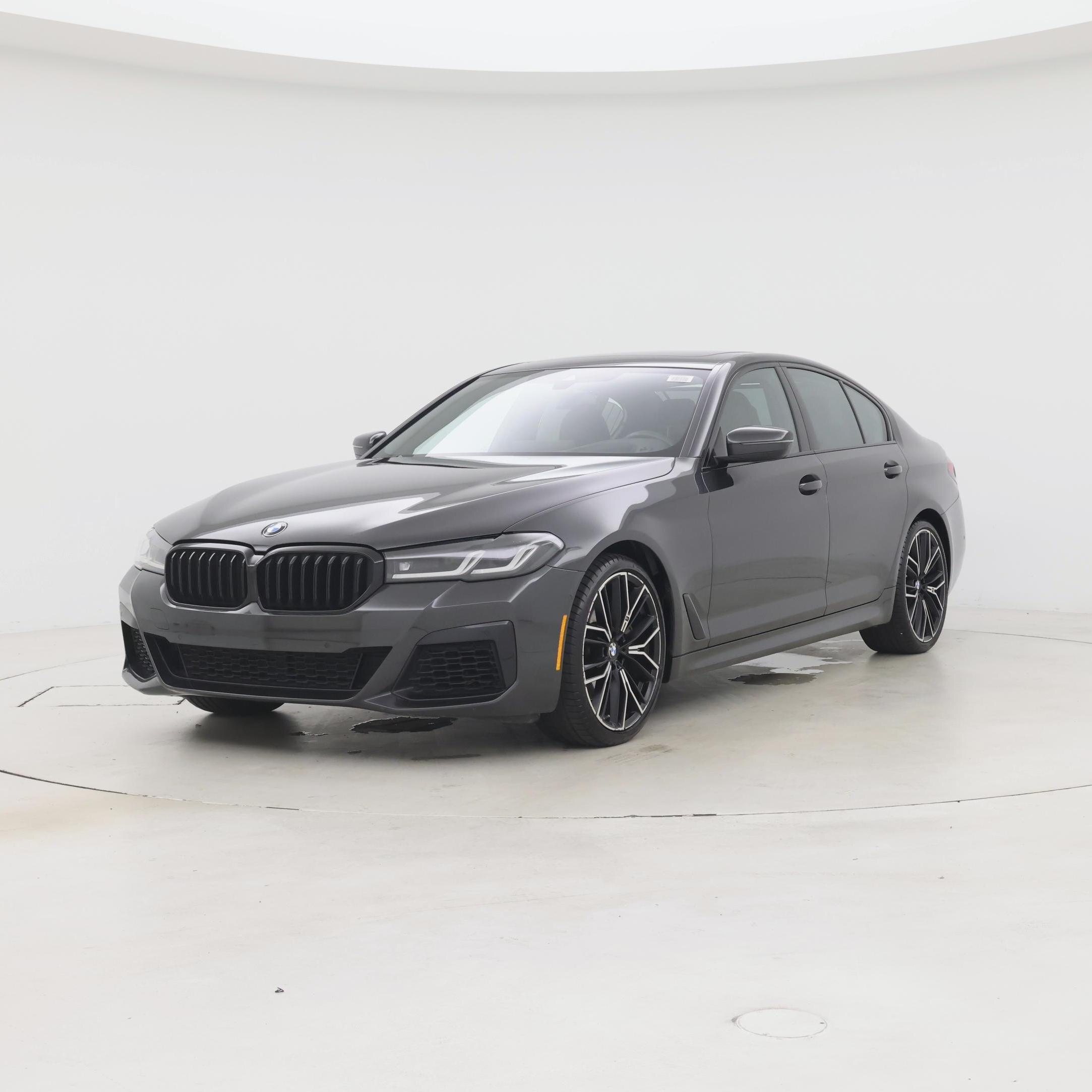 Thumbnail: 2022 BMW 5 Series - 4