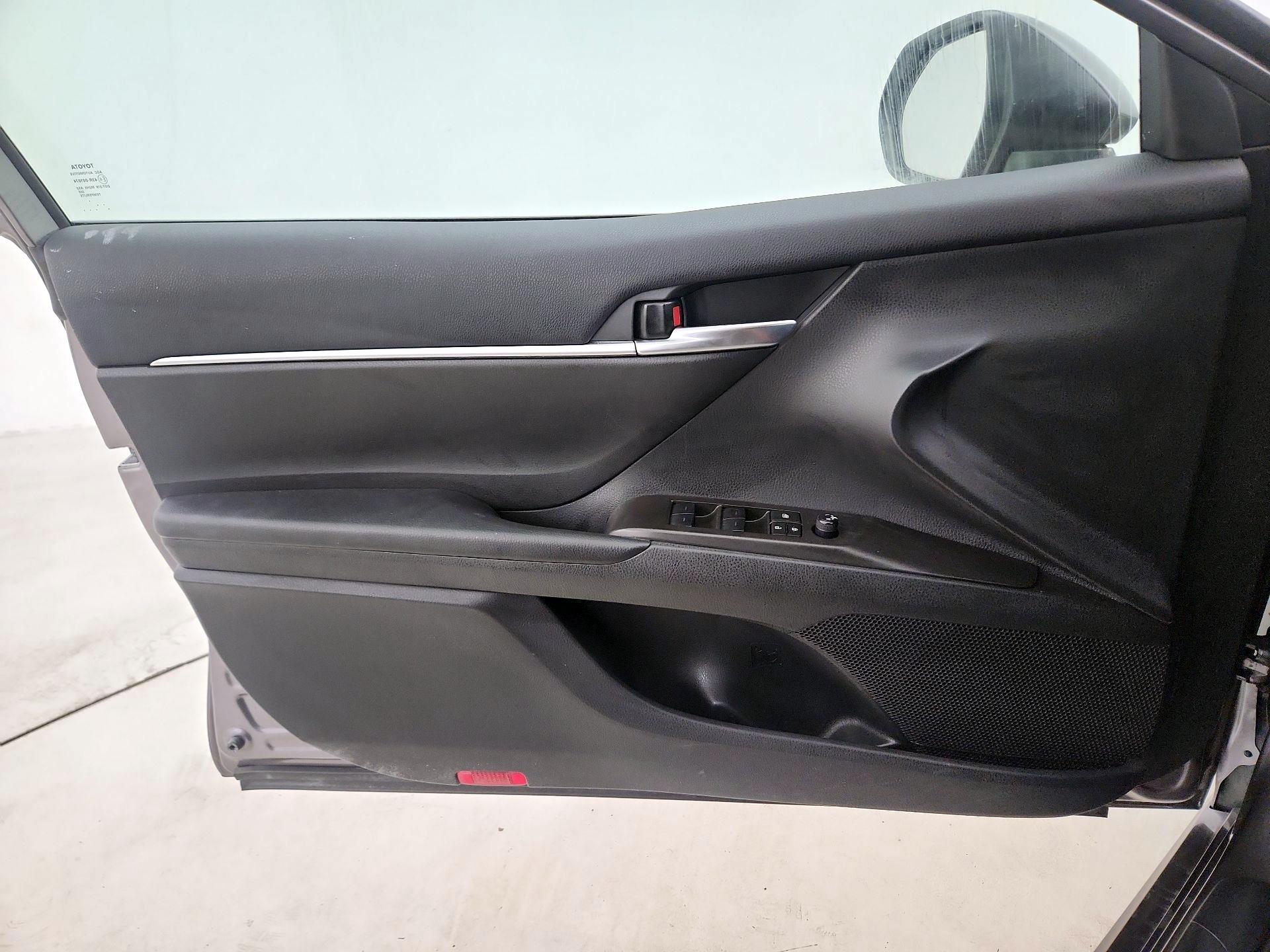 Thumbnail: 2024 Toyota Camry - 12