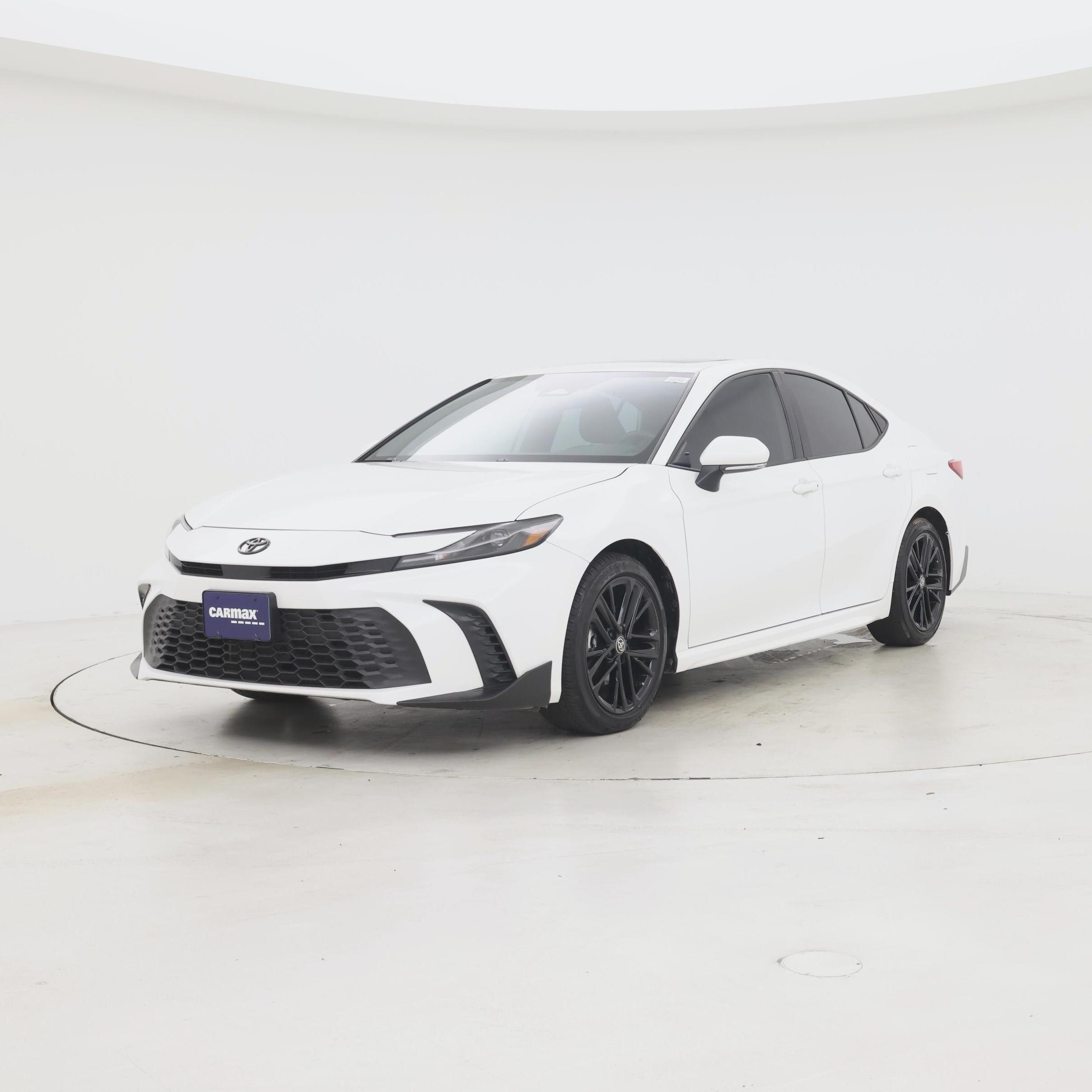 Thumbnail: 2025 Toyota Camry - 4