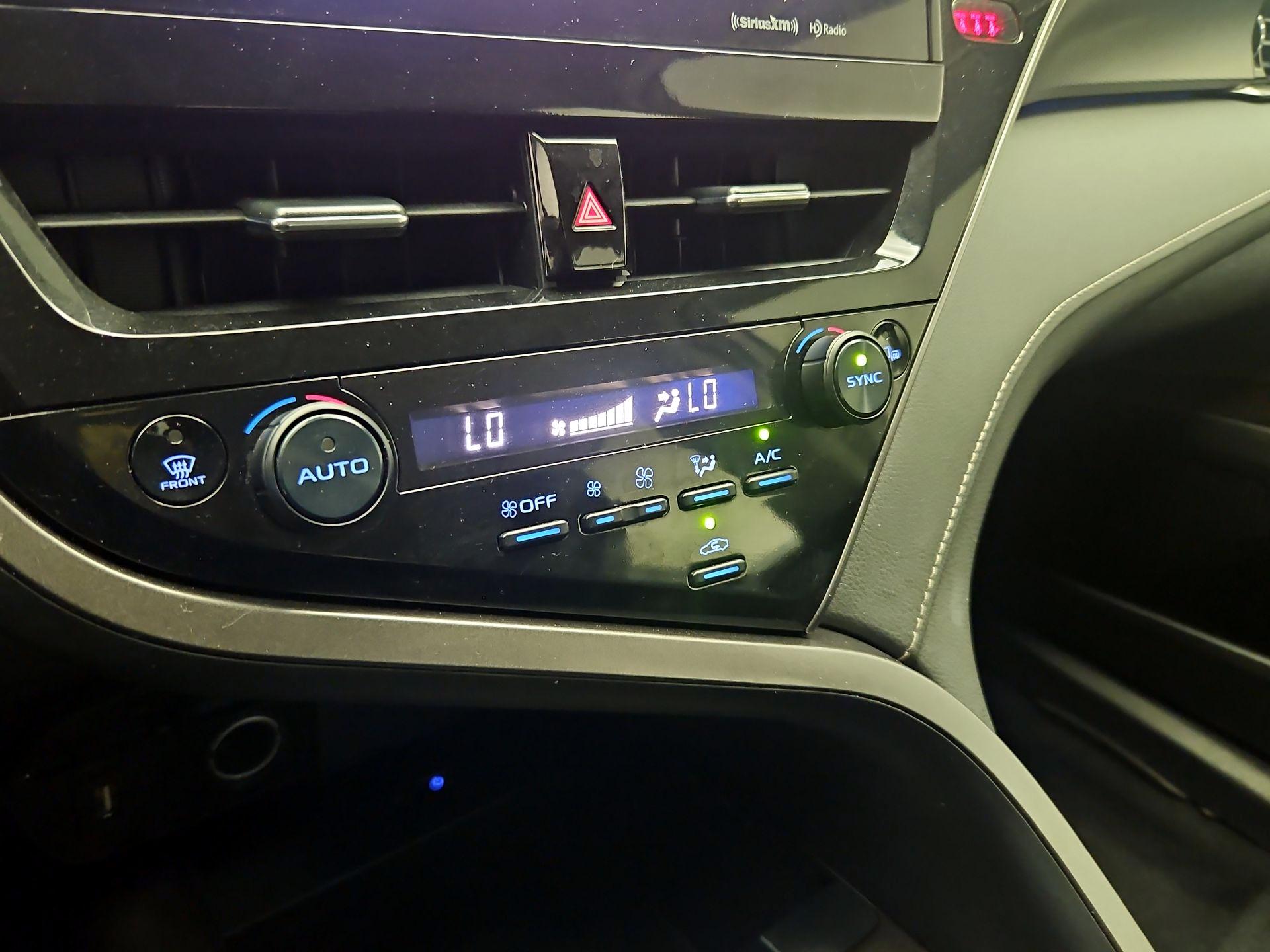 Thumbnail: 2024 Toyota Camry - 16