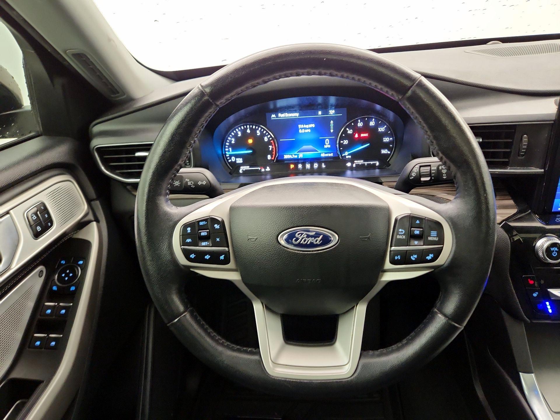 Thumbnail: 2023 Ford Explorer - 10