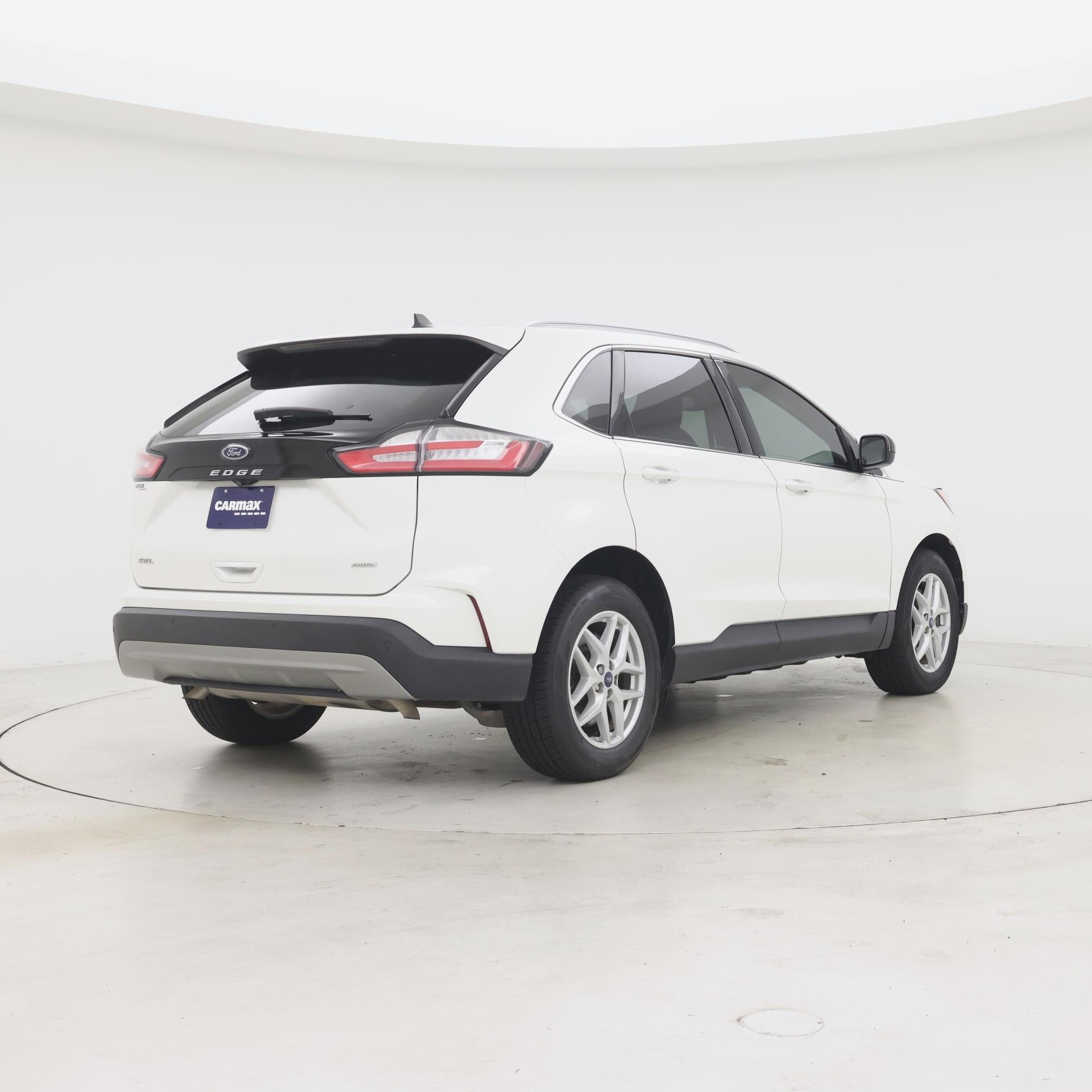 Thumbnail: 2022 Ford Edge - 8