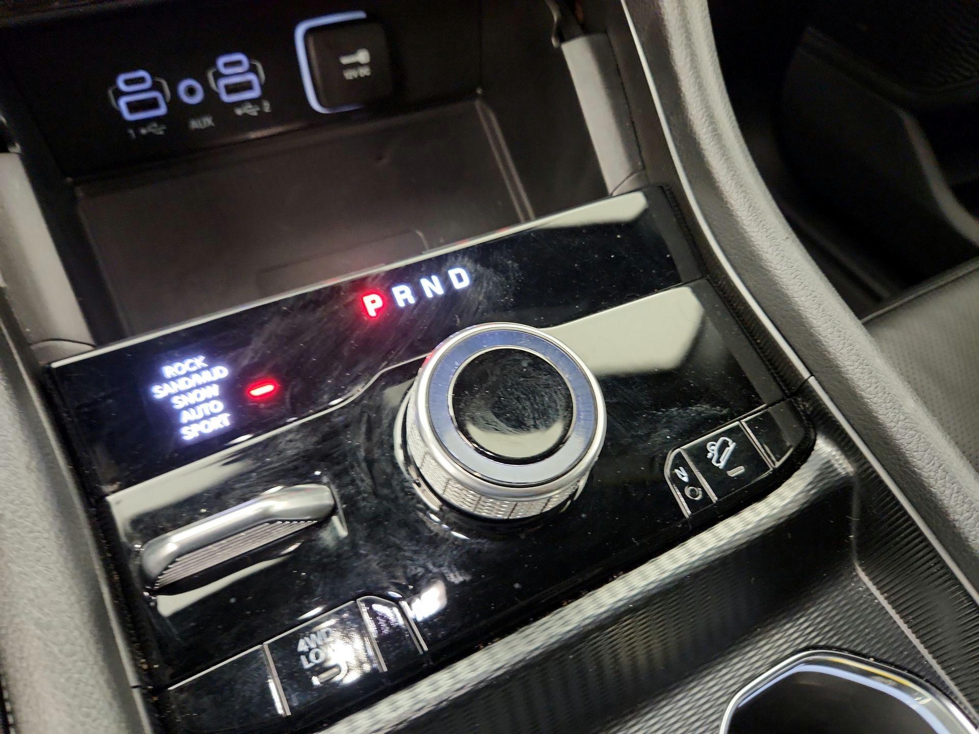 Thumbnail: 2024 Jeep Grand Cherokee - 18