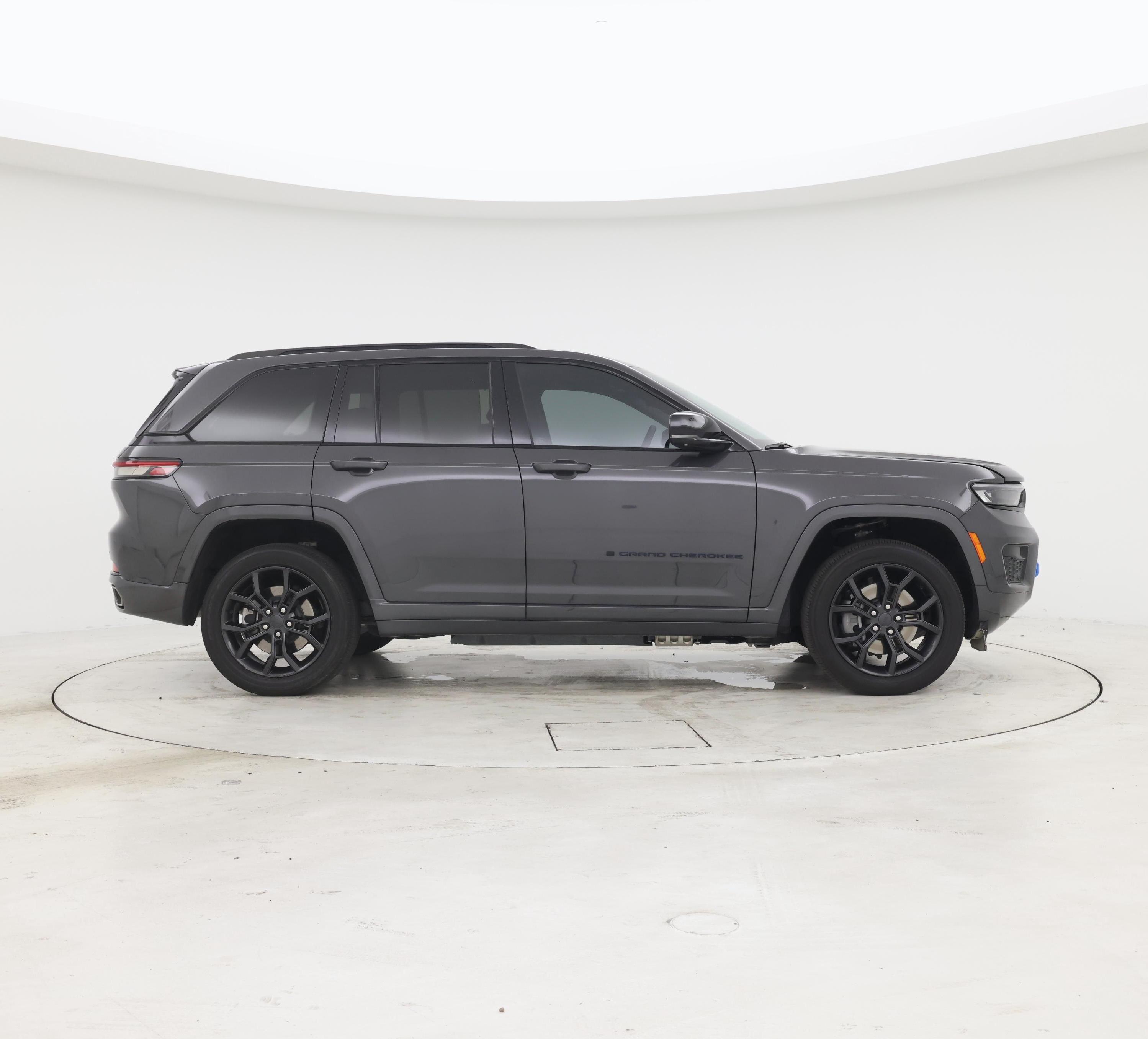 Thumbnail: 2024 Jeep Grand Cherokee - 7