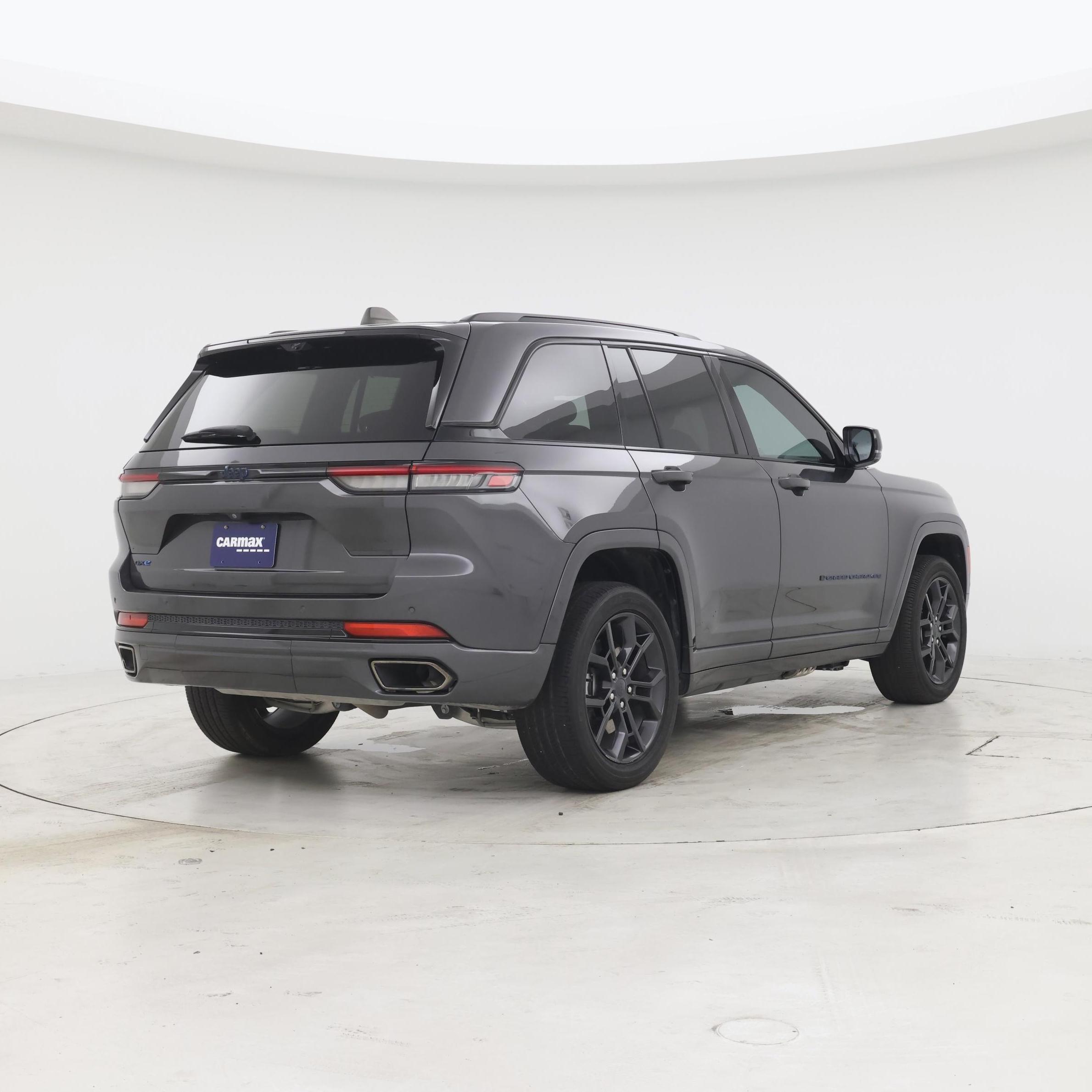 Thumbnail: 2024 Jeep Grand Cherokee - 8