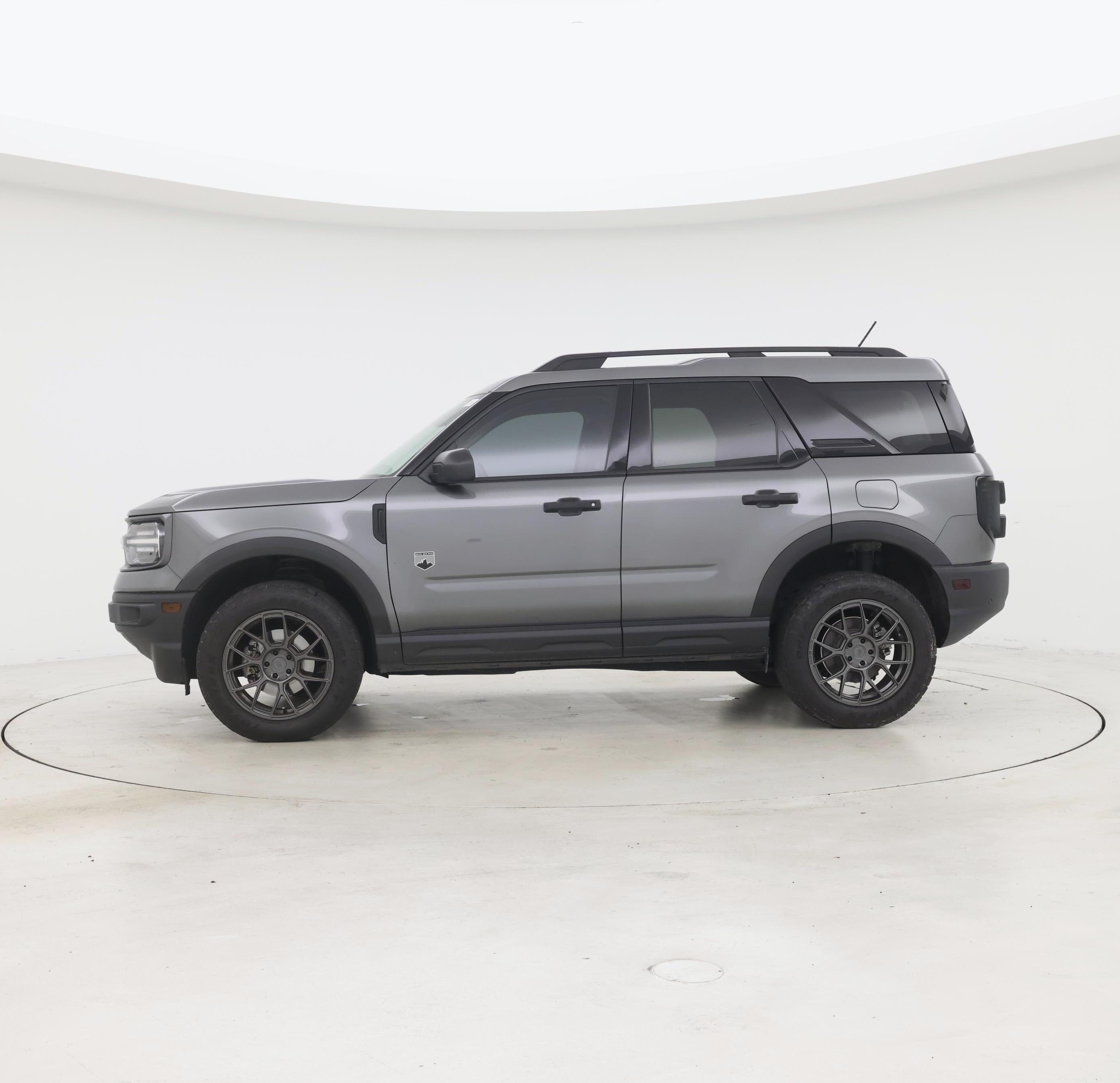 Thumbnail: 2022 Ford Bronco Sport - 3